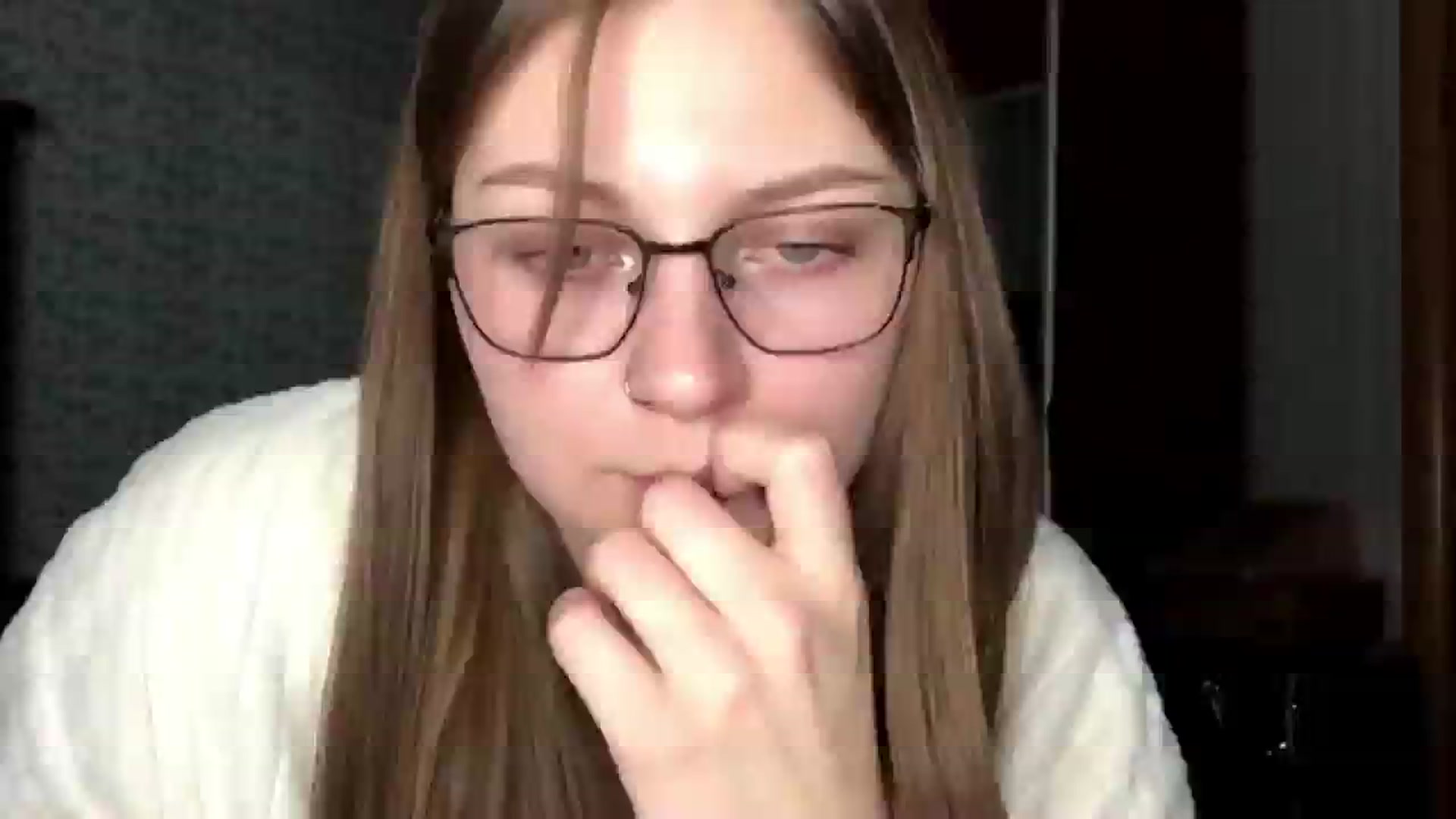 Gallery image thumbnail from Olive_Cutie's myfreecams stream on, 12/17/2025, 23:35 image 9 of 20
