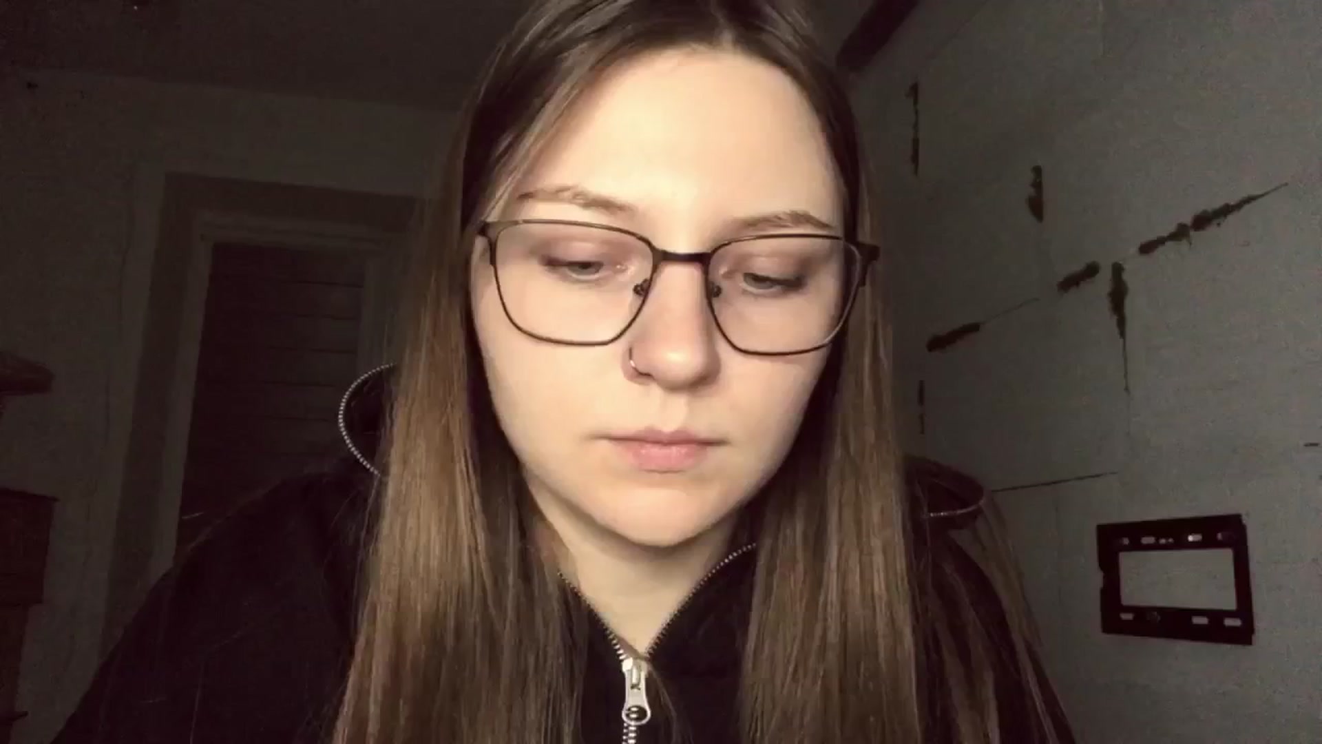 Gallery image thumbnail from Olive_Cutie's myfreecams stream on, 12/27/2025, 01:55 image 6 of 20