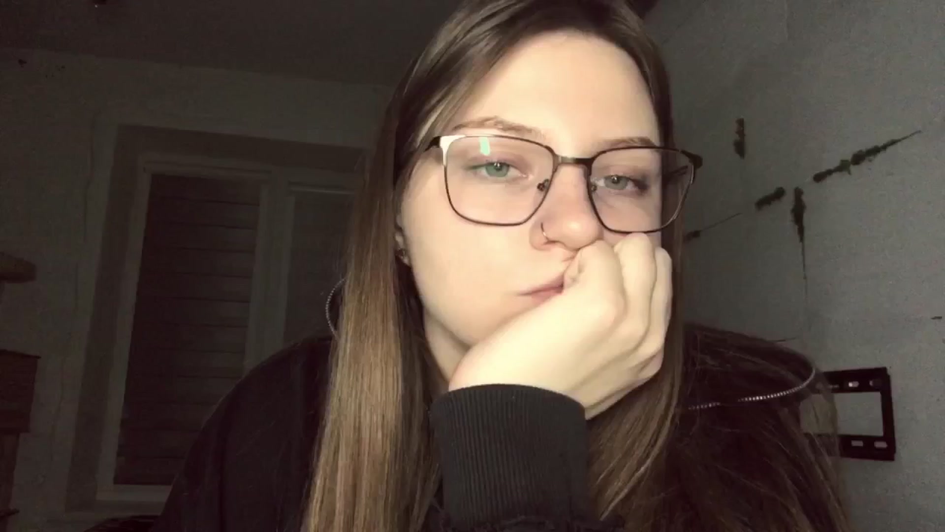 Gallery image thumbnail from Olive_Cutie's myfreecams stream on, 12/27/2025, 01:55 image 4 of 20