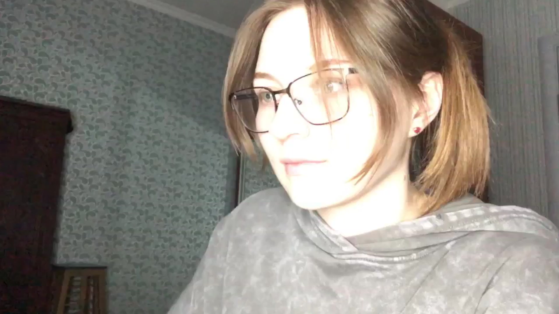 Gallery image thumbnail from Olive_Cutie's myfreecams stream on, 03/09/2026, 24:11 image 10 of 20