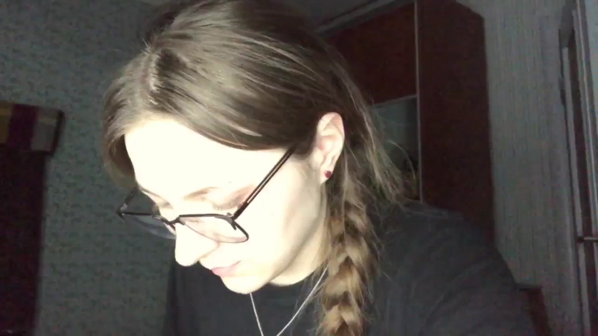 Gallery image thumbnail from Olive_Cutie's myfreecams stream on, 04/29/2026, 02:27 image 7 of 20