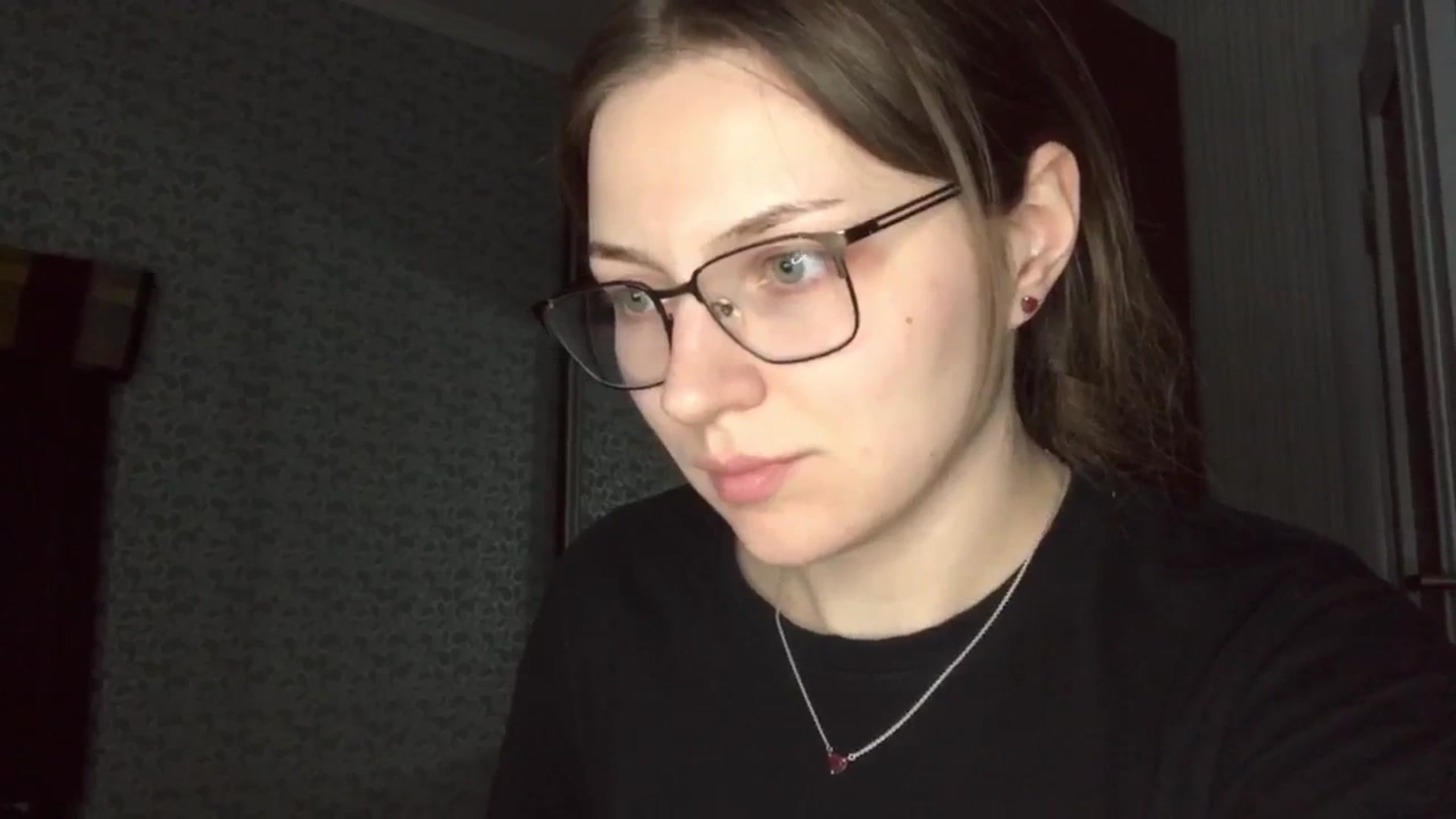 Gallery image thumbnail from Olive_Cutie's myfreecams stream on, 04/29/2026, 02:27 image 11 of 20