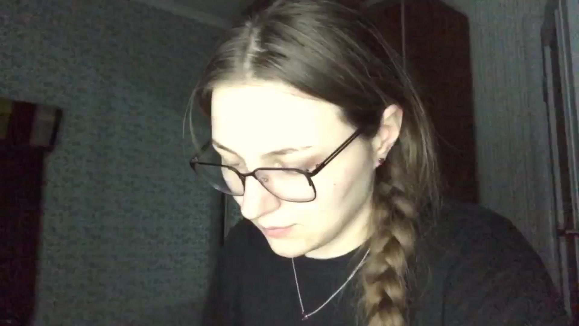 Gallery image thumbnail from Olive_Cutie's myfreecams stream on, 04/29/2026, 02:27 image 1 of 20