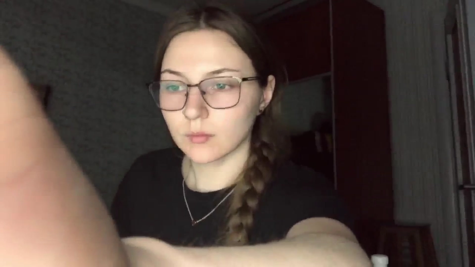 Gallery image thumbnail from Olive_Cutie's myfreecams stream on, 04/29/2026, 02:27 image 16 of 20