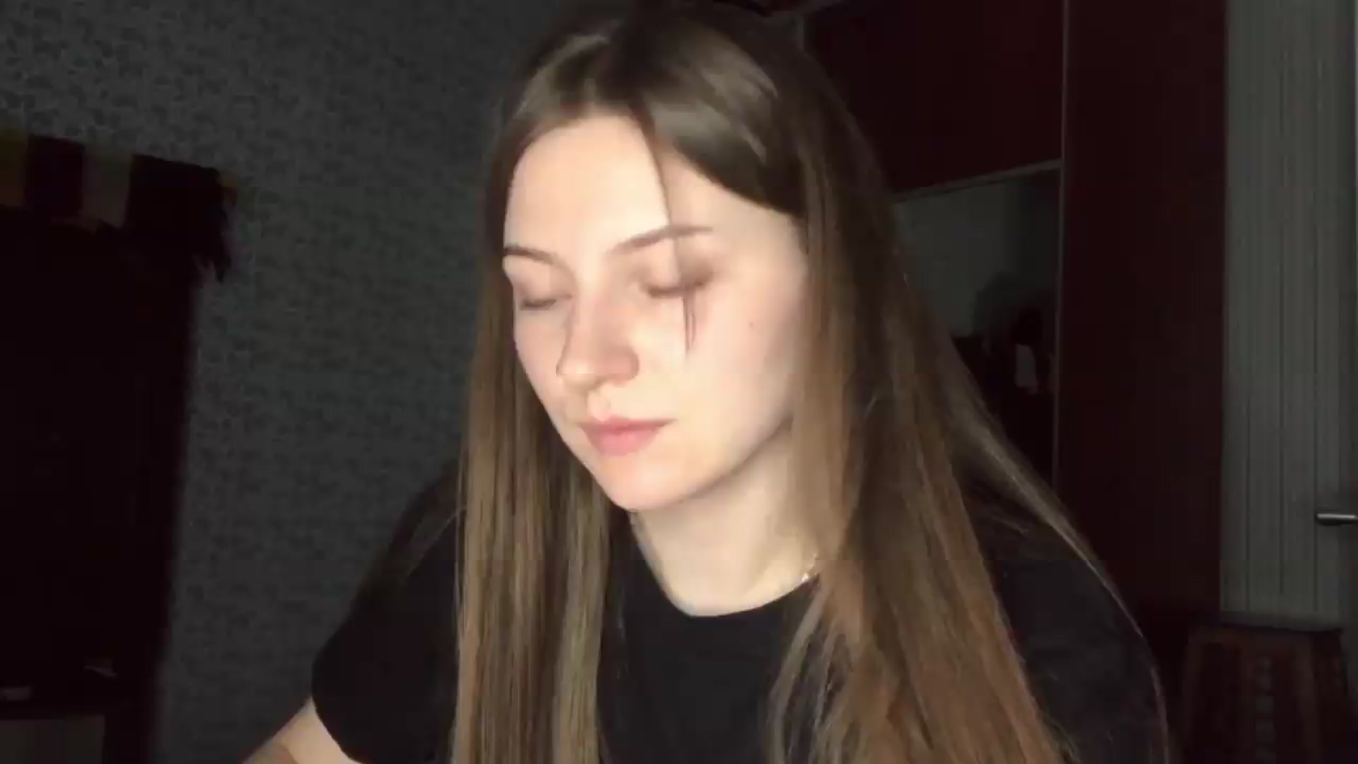 Gallery image thumbnail from Olive_Cutie's myfreecams stream on, 05/11/2026, 24:27 image 9 of 20