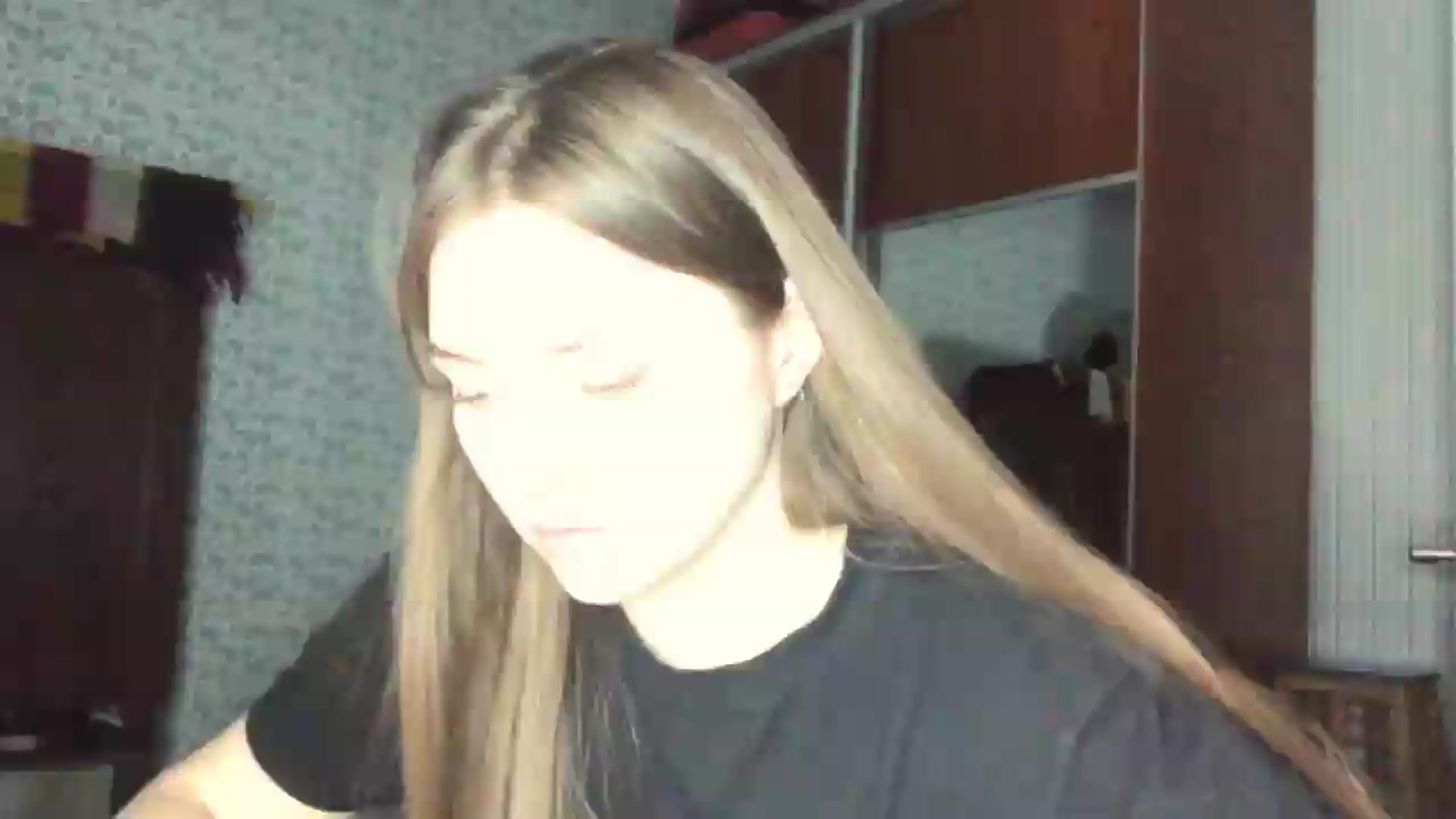 Gallery image thumbnail from Olive_Cutie's myfreecams stream on, 05/11/2026, 24:27 image 13 of 20