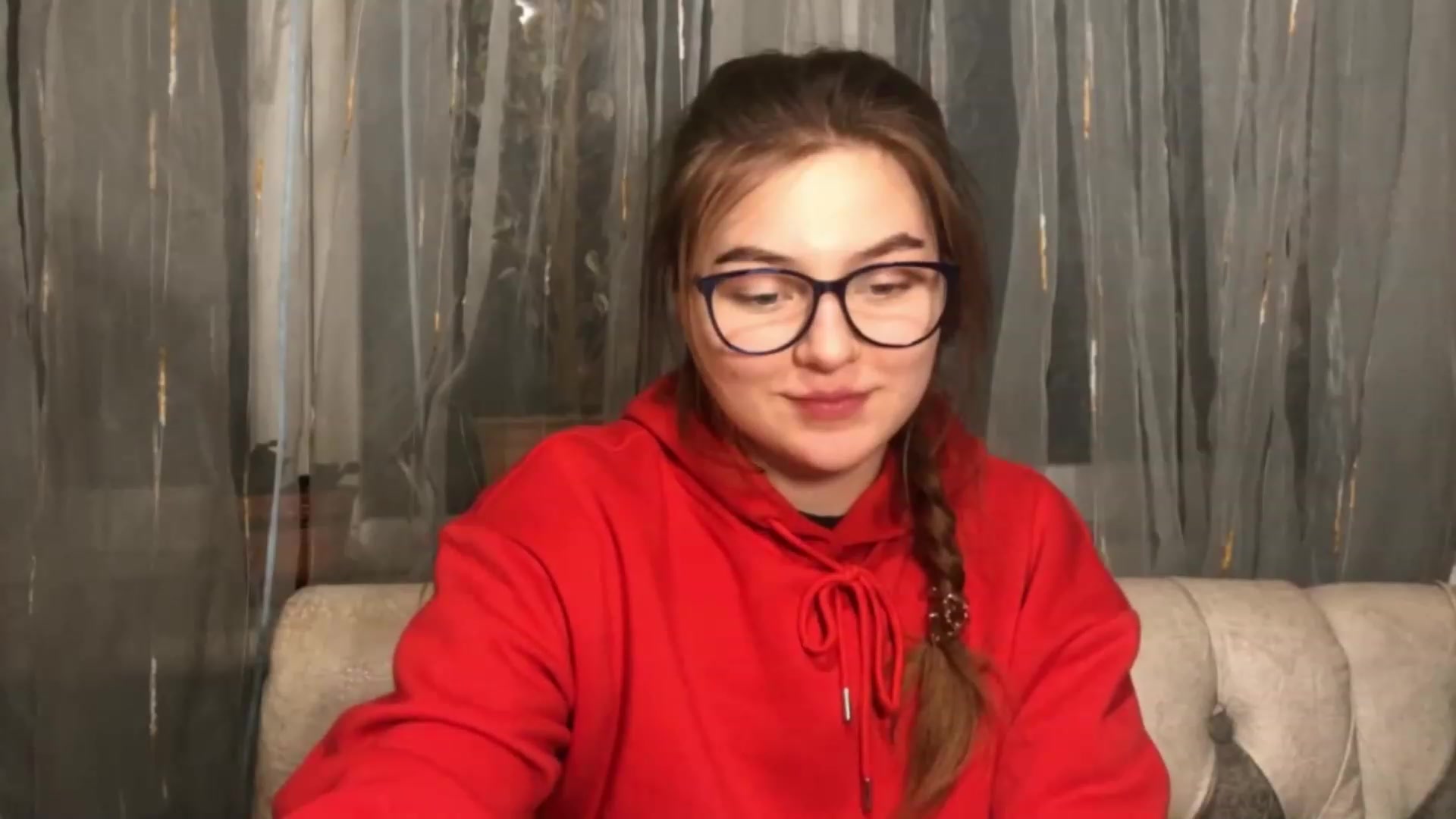 Gallery image thumbnail from Oliveevee_'s myfreecams stream on, 12/02/2022, 21:04 image 11 of 20