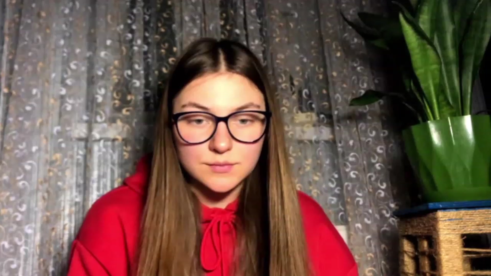 Gallery image thumbnail from Oliveevee_'s myfreecams stream on, 01/16/2023, 19:32 image 13 of 20