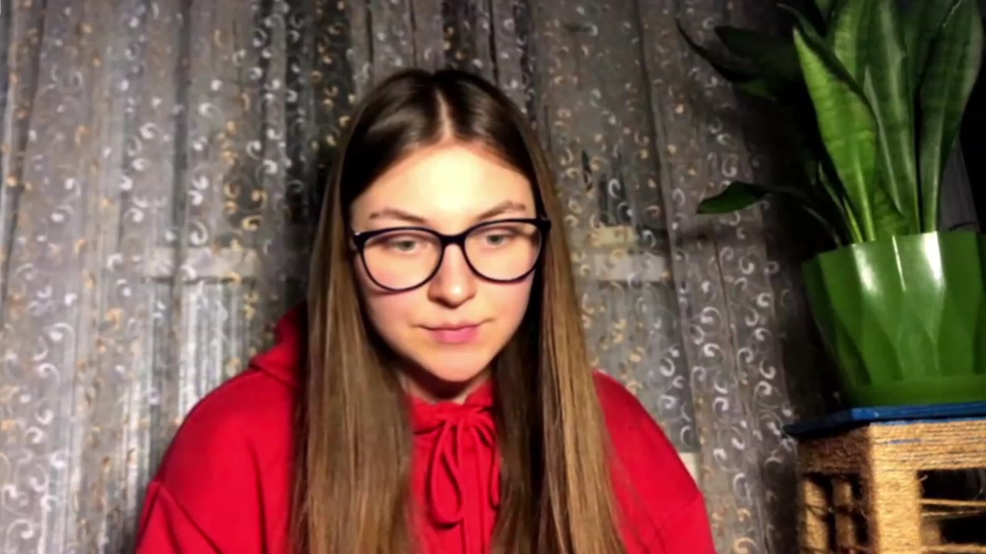 Gallery image thumbnail from Oliveevee_'s myfreecams stream on, 01/16/2023, 19:32 image 4 of 20