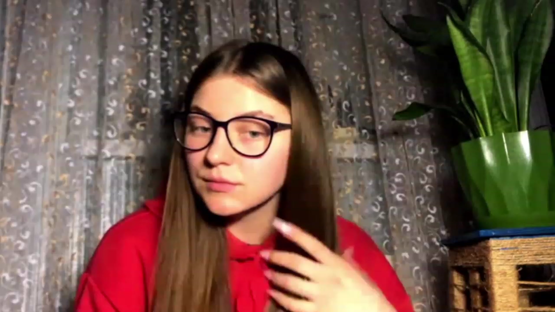Gallery image thumbnail from Oliveevee_'s myfreecams stream on, 01/16/2023, 19:32 image 2 of 20