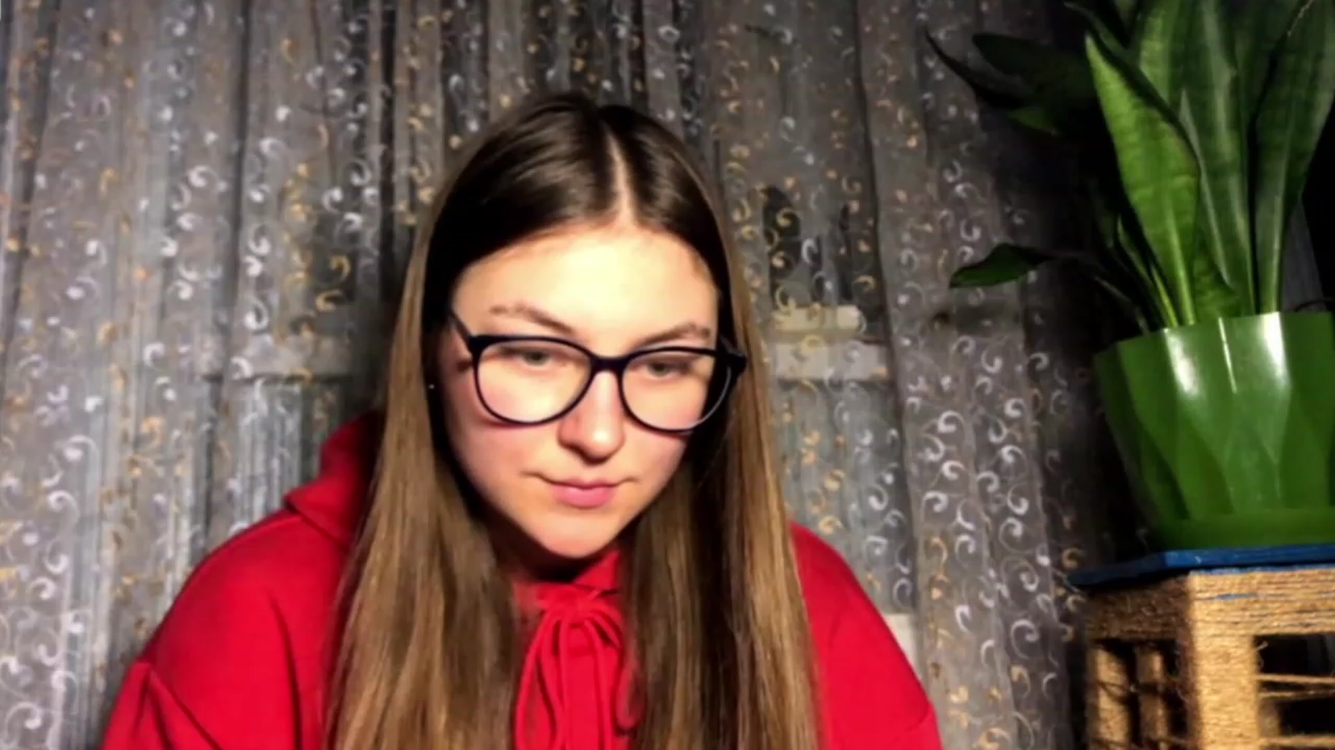 Gallery image thumbnail from Oliveevee_'s myfreecams stream on, 01/16/2023, 19:32 image 19 of 20
