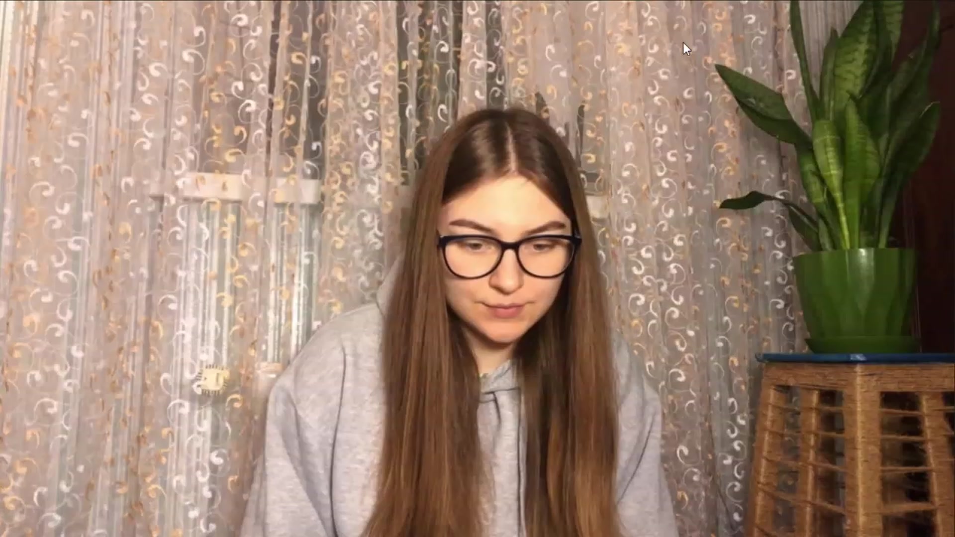 Gallery image thumbnail from Oliveevee_'s myfreecams stream on, 01/18/2023, 19:46 image 16 of 20