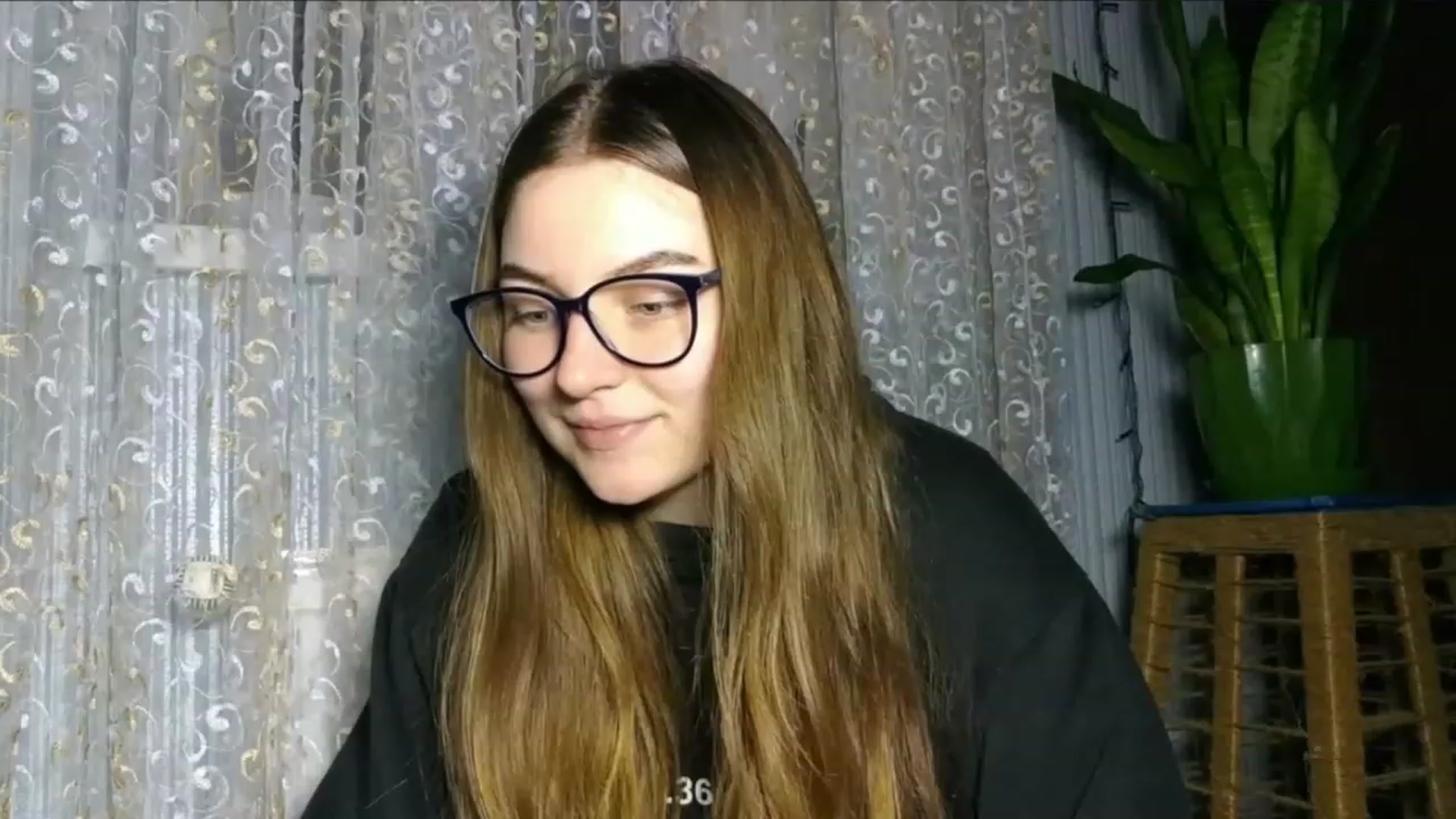 Gallery image thumbnail from Oliveevee_'s myfreecams stream on, 01/20/2023, 19:04 image 9 of 20