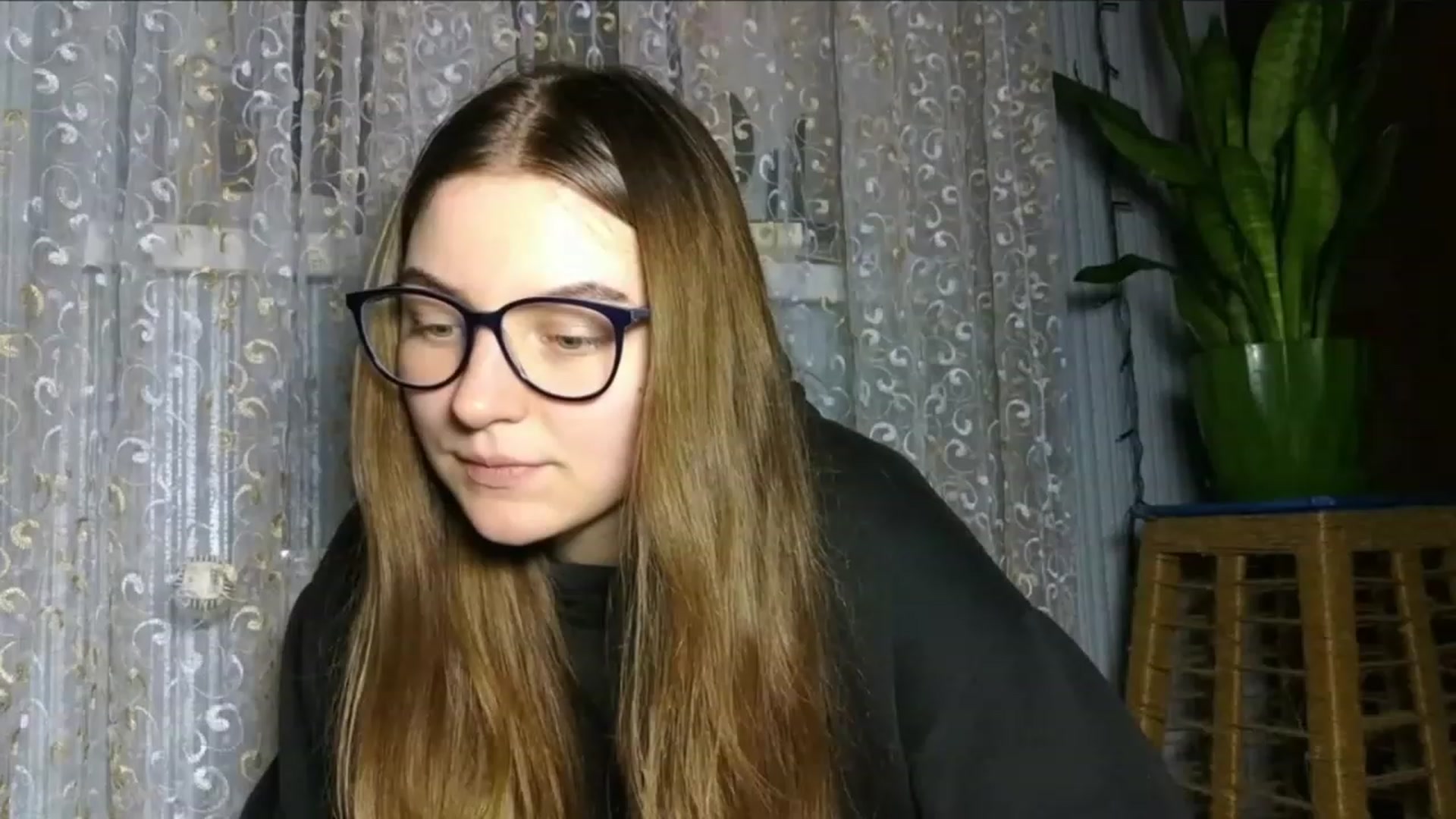 Gallery image thumbnail from Oliveevee_'s myfreecams stream on, 01/20/2023, 19:04 image 19 of 20