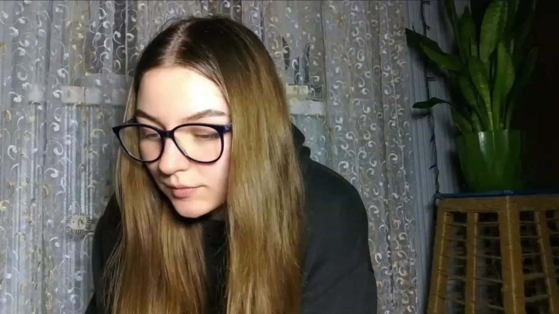 Gallery image thumbnail from Oliveevee_'s myfreecams stream on, 01/20/2023, 19:51 image 17 of 20