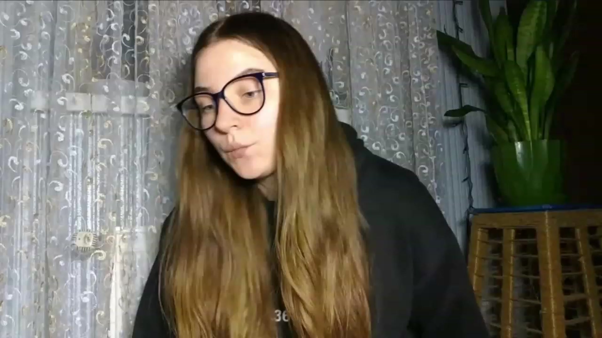 Gallery image thumbnail from Oliveevee_'s myfreecams stream on, 01/20/2023, 19:51 image 9 of 20