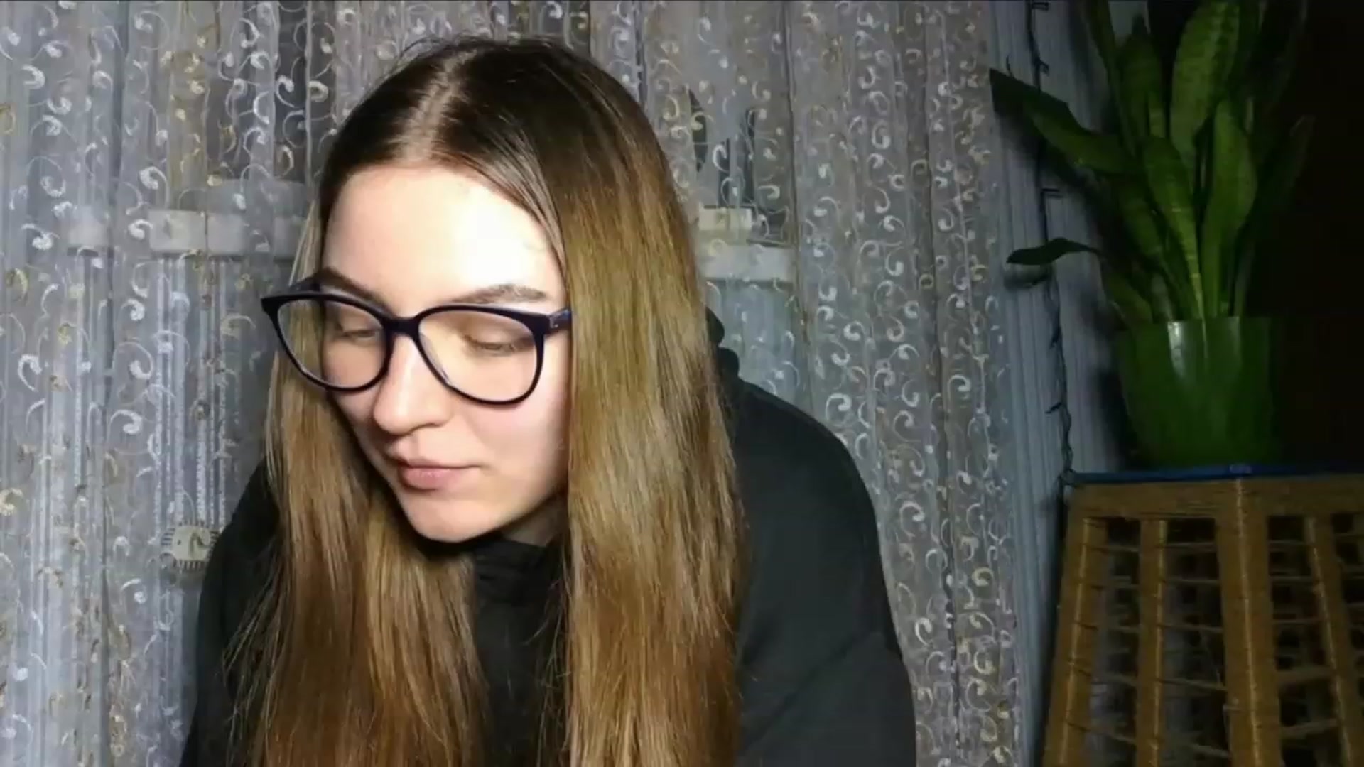 Gallery image thumbnail from Oliveevee_'s myfreecams stream on, 01/20/2023, 19:51 image 16 of 20