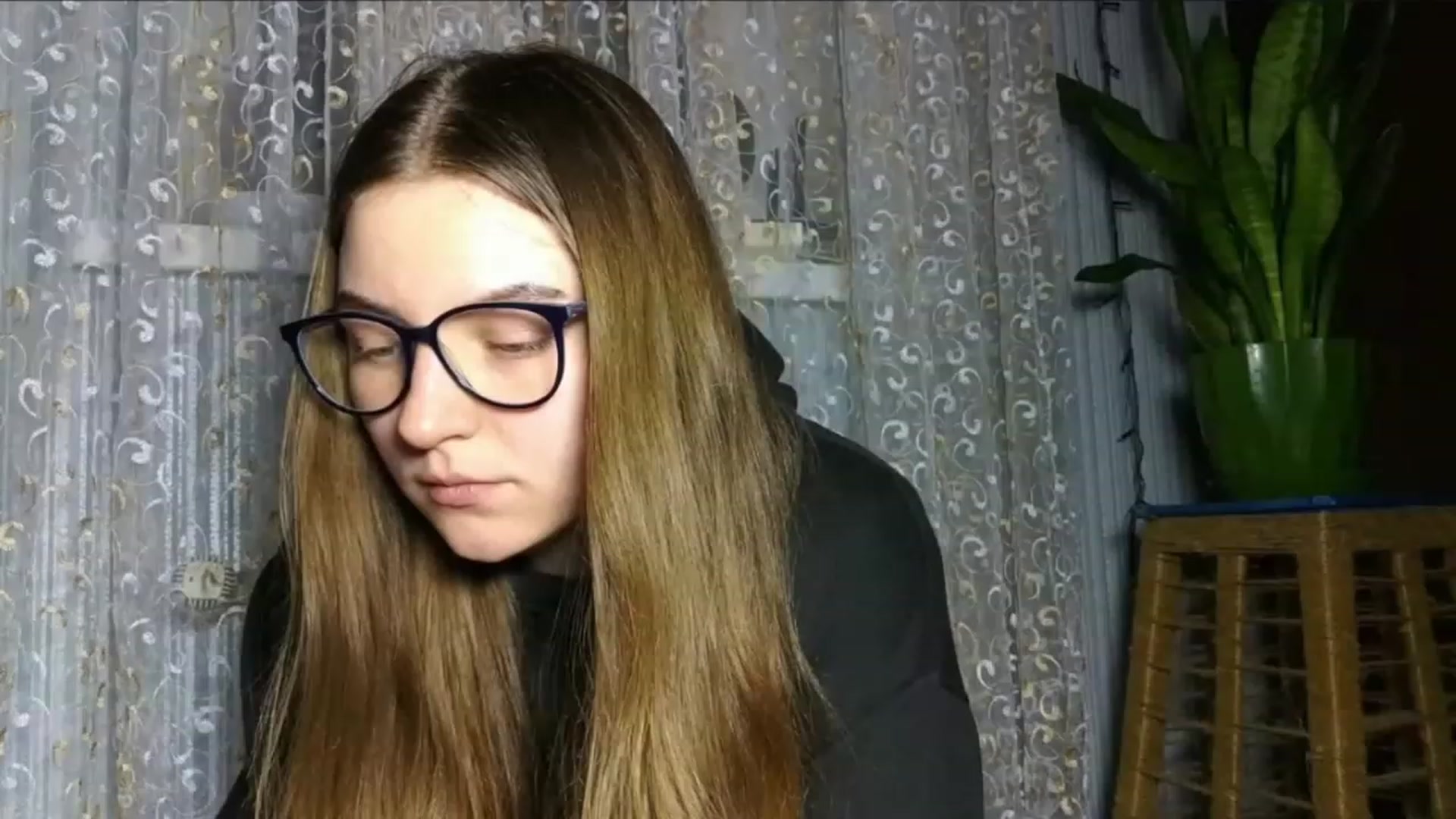 Gallery image thumbnail from Oliveevee_'s myfreecams stream on, 01/20/2023, 19:51 image 12 of 20