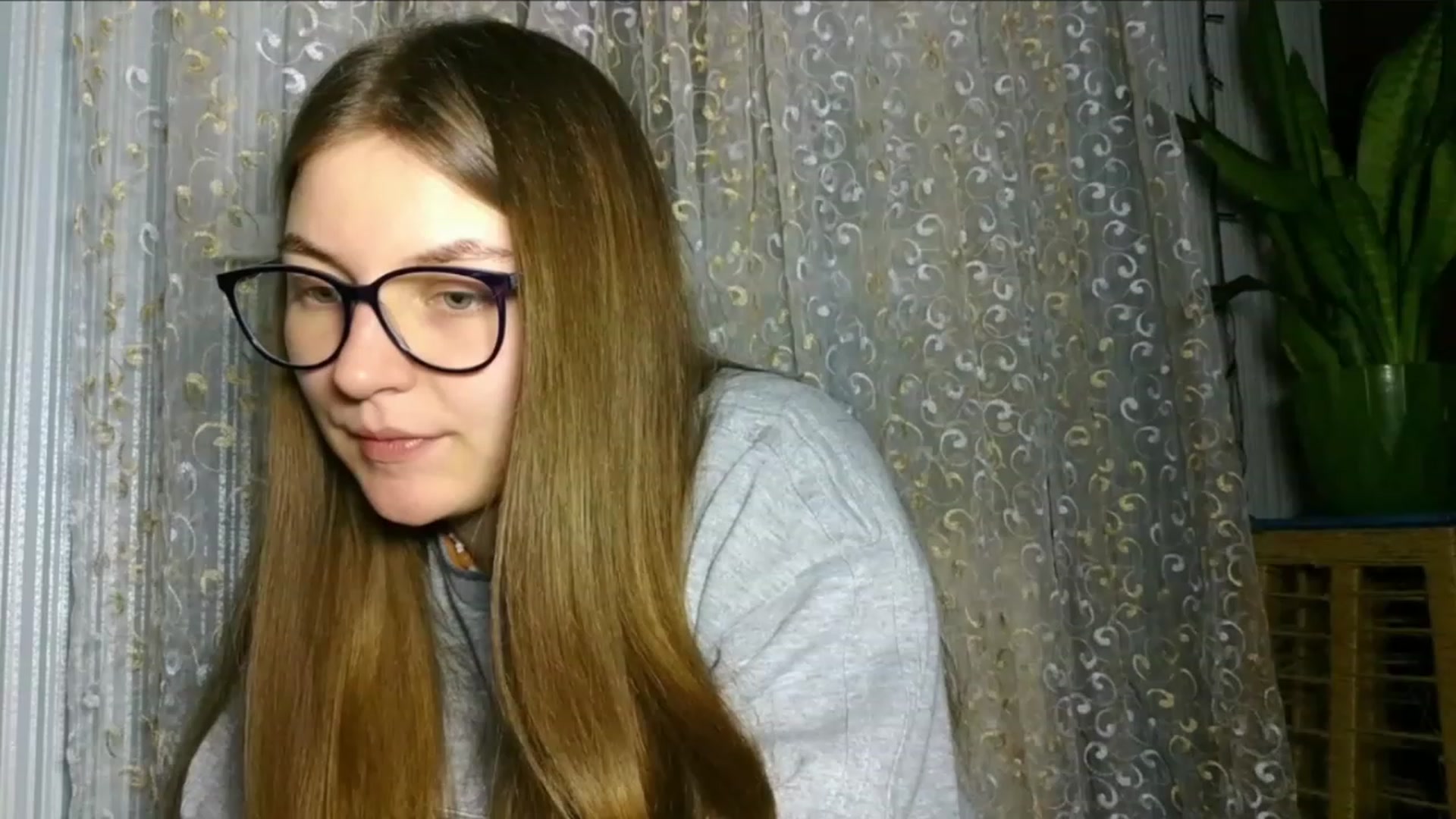 Gallery image thumbnail from Oliveevee_'s myfreecams stream on, 01/22/2023, 21:50 image 9 of 20