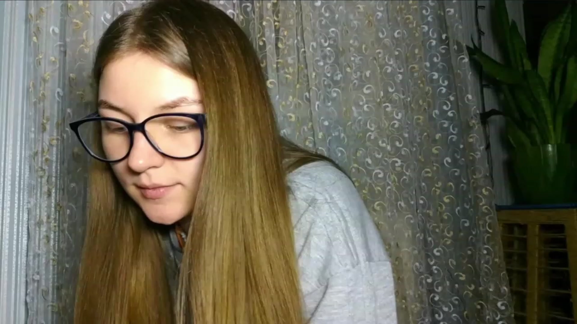 Gallery image thumbnail from Oliveevee_'s myfreecams stream on, 01/22/2023, 21:50 image 2 of 20
