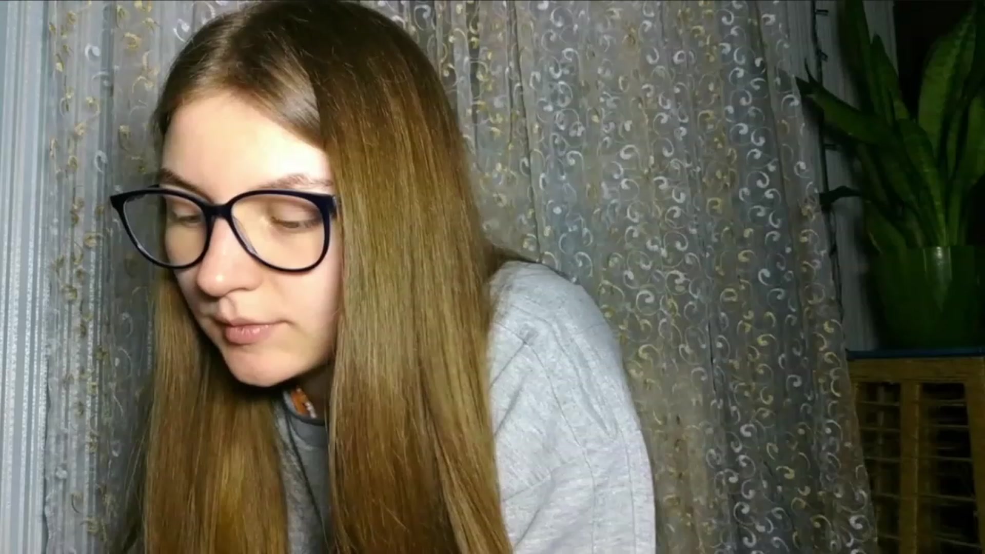 Gallery image thumbnail from Oliveevee_'s myfreecams stream on, 01/22/2023, 21:50 image 10 of 20