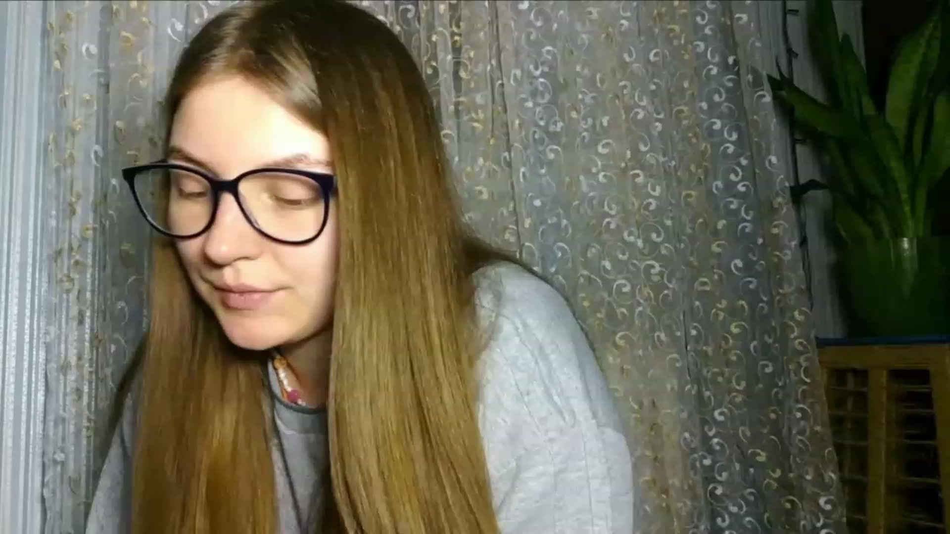 Gallery image thumbnail from Oliveevee_'s myfreecams stream on, 01/22/2023, 21:50 image 18 of 20