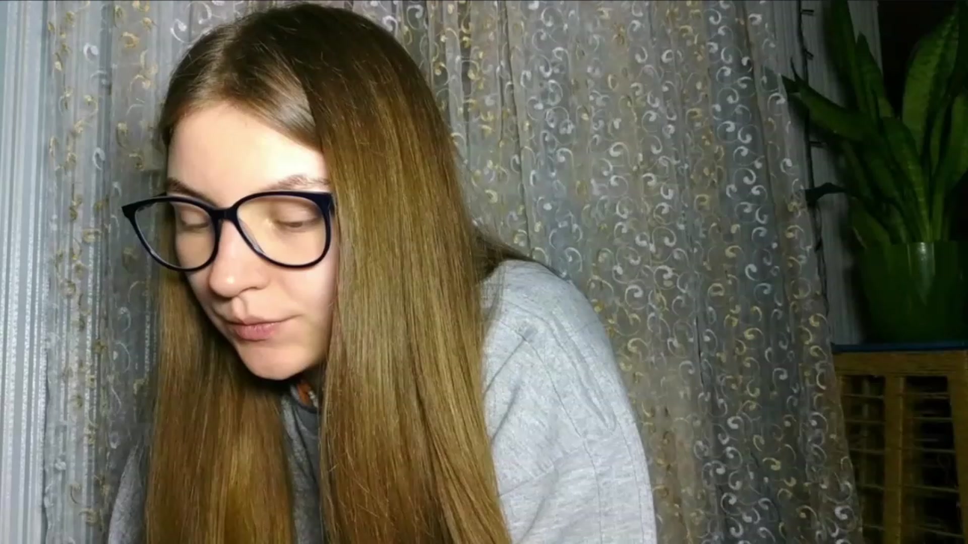 Gallery image thumbnail from Oliveevee_'s myfreecams stream on, 01/22/2023, 21:50 image 11 of 20