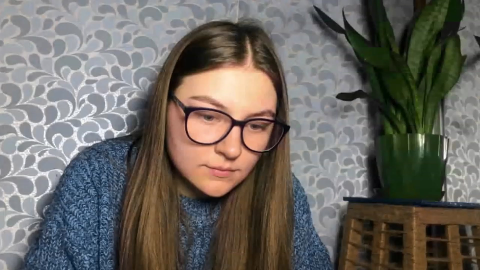 Gallery image thumbnail from Oliveevee_'s myfreecams stream on, 03/02/2023, 21:12 image 16 of 20