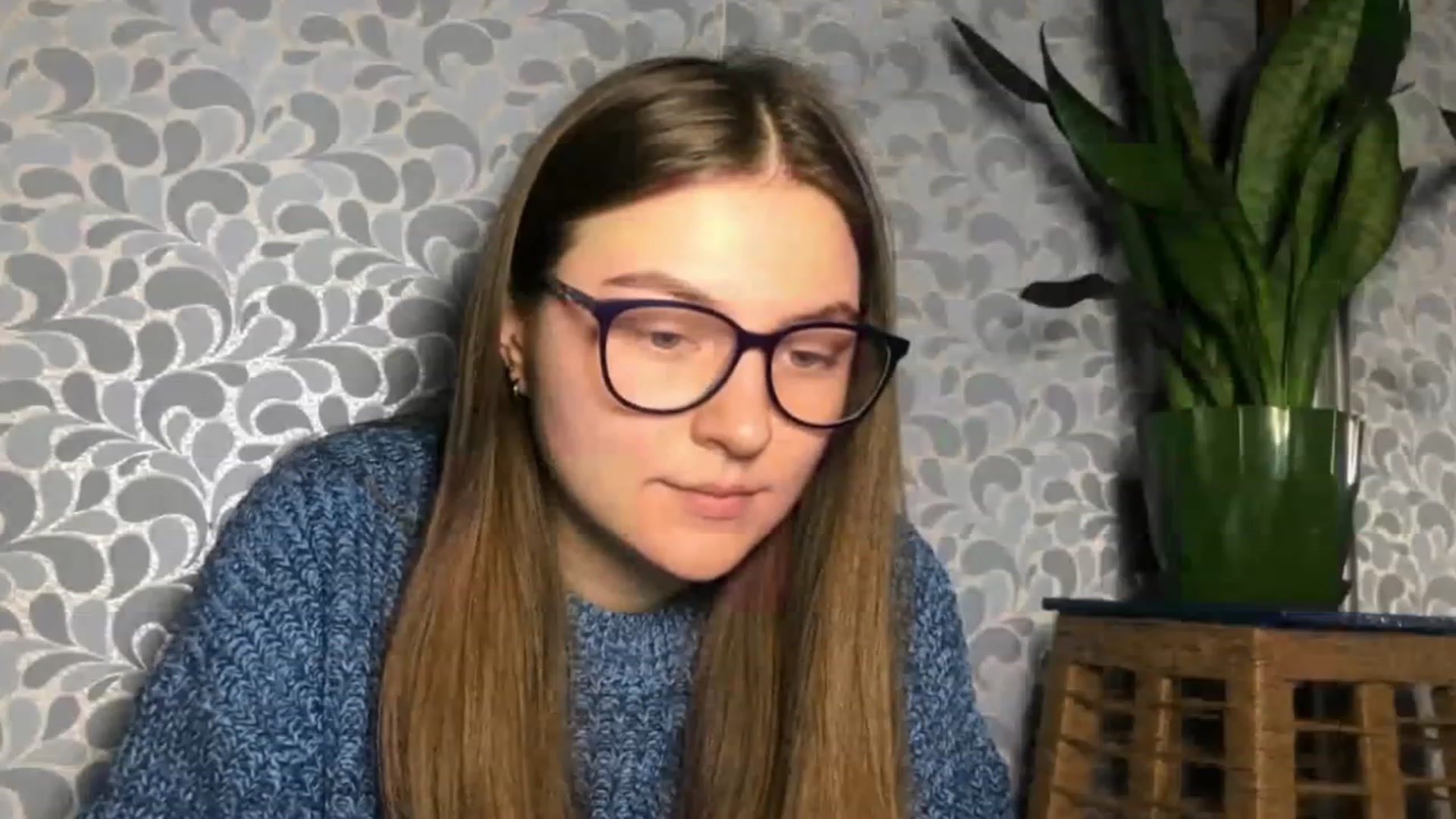 Gallery image thumbnail from Oliveevee_'s myfreecams stream on, 03/02/2023, 21:12 image 8 of 20