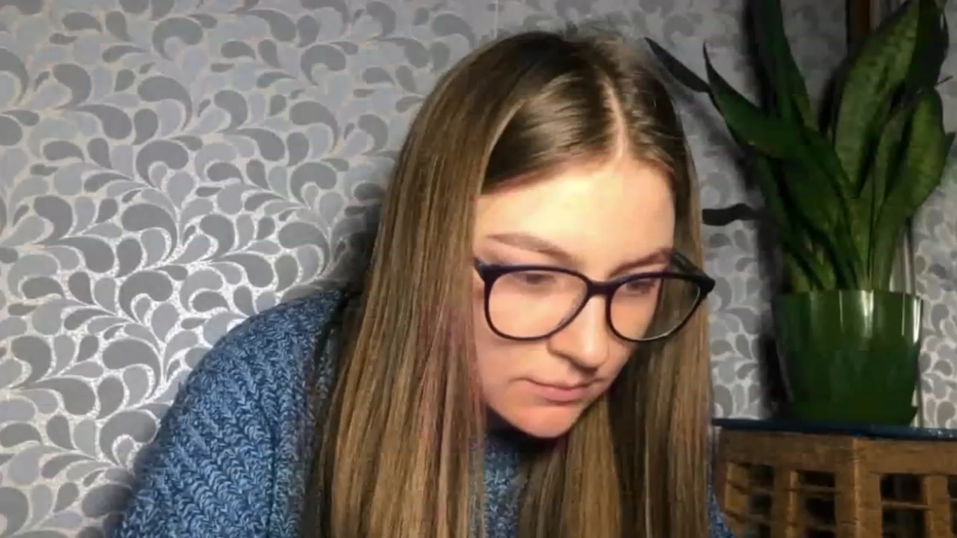 Gallery image thumbnail from Oliveevee_'s myfreecams stream on, 03/02/2023, 23:02 image 2 of 20