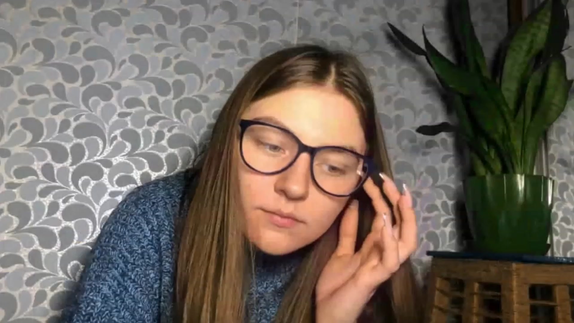 Gallery image thumbnail from Oliveevee_'s myfreecams stream on, 03/02/2023, 23:02 image 18 of 20