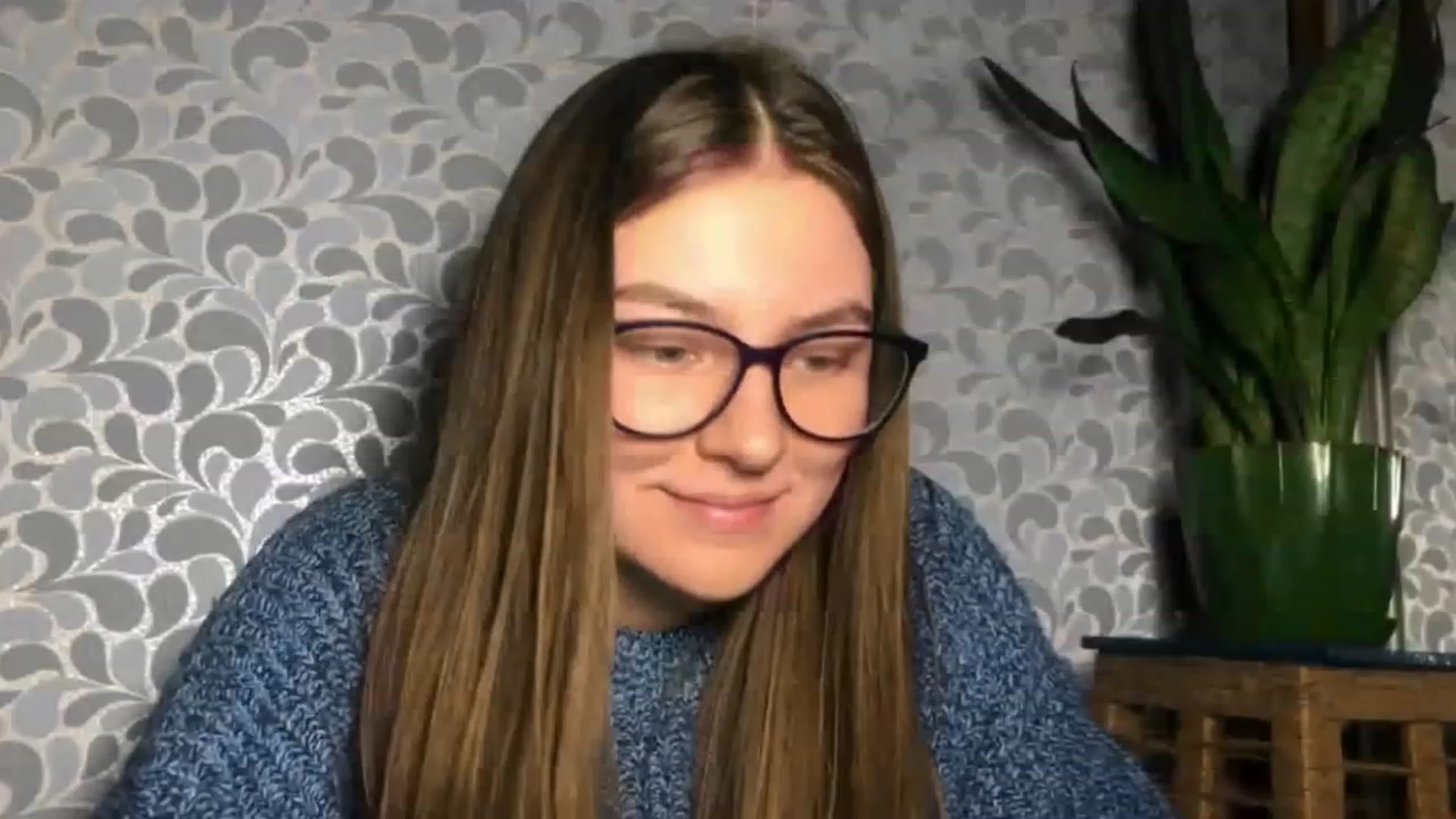 Gallery image thumbnail from Oliveevee_'s myfreecams stream on, 03/02/2023, 23:02 image 14 of 20