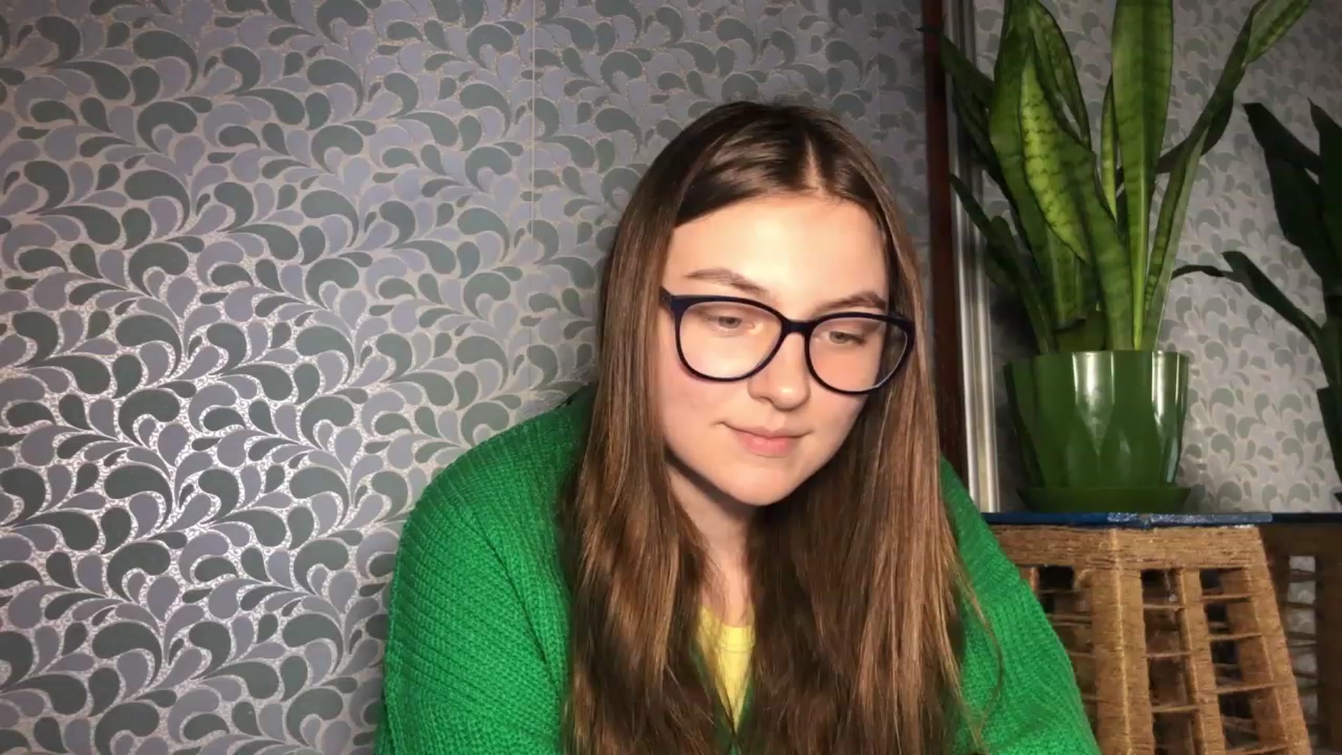 Gallery image thumbnail from Oliveevee_'s myfreecams stream on, 03/18/2023, 19:43 image 5 of 20