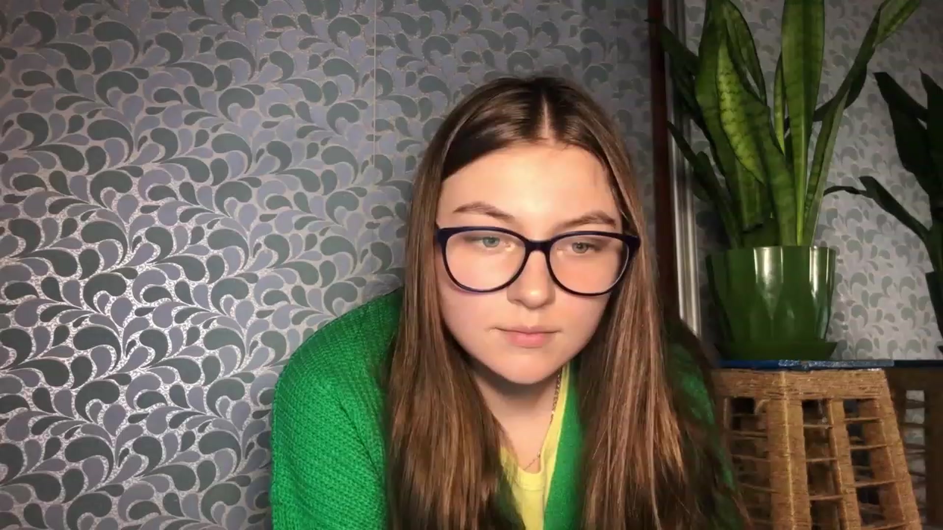 Gallery image thumbnail from Oliveevee_'s myfreecams stream on, 03/18/2023, 19:43 image 12 of 20