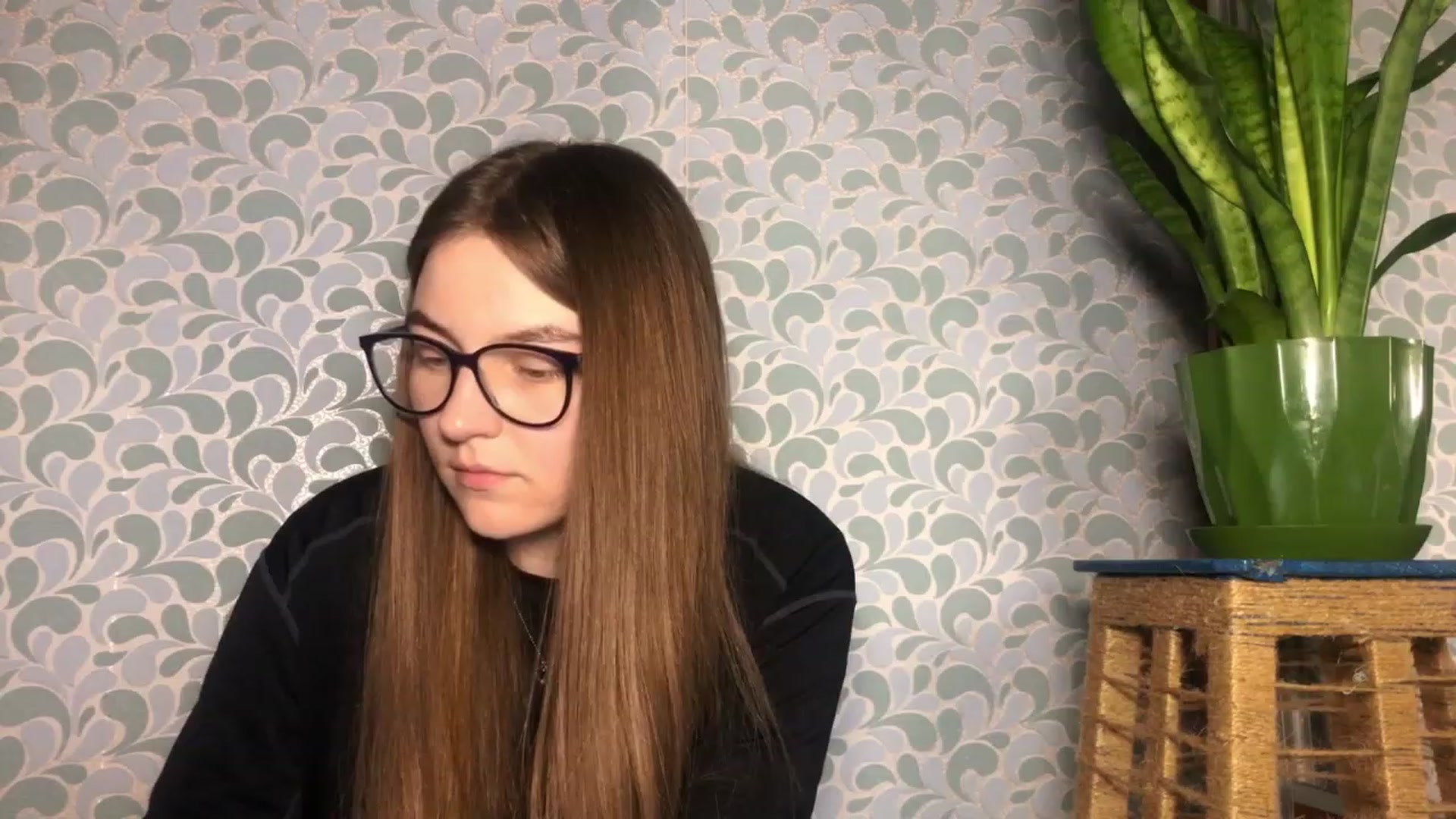 Gallery image thumbnail from Oliveevee_'s myfreecams stream on, 03/19/2023, 22:11 image 2 of 20