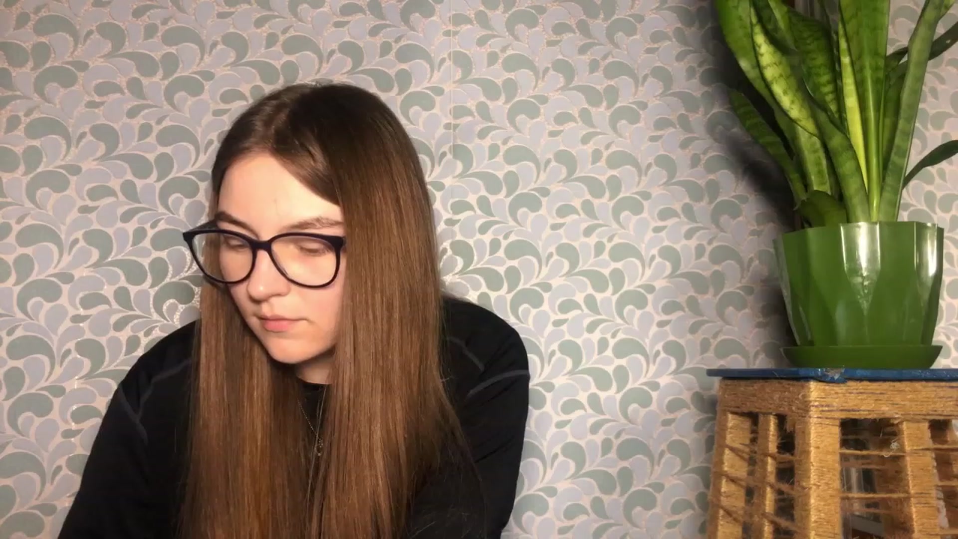 Gallery image thumbnail from Oliveevee_'s myfreecams stream on, 03/19/2023, 22:11 image 3 of 20