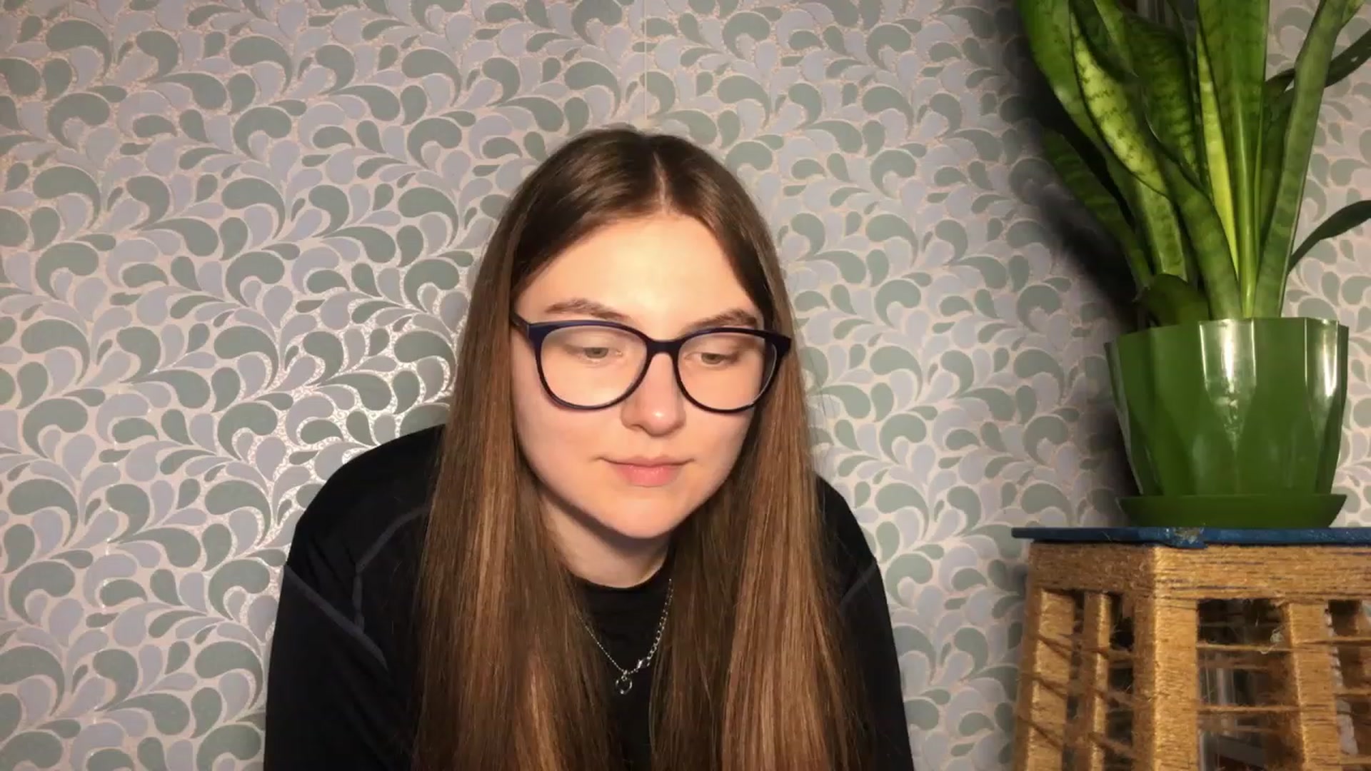 Gallery image thumbnail from Oliveevee_'s myfreecams stream on, 03/19/2023, 22:11 image 19 of 20