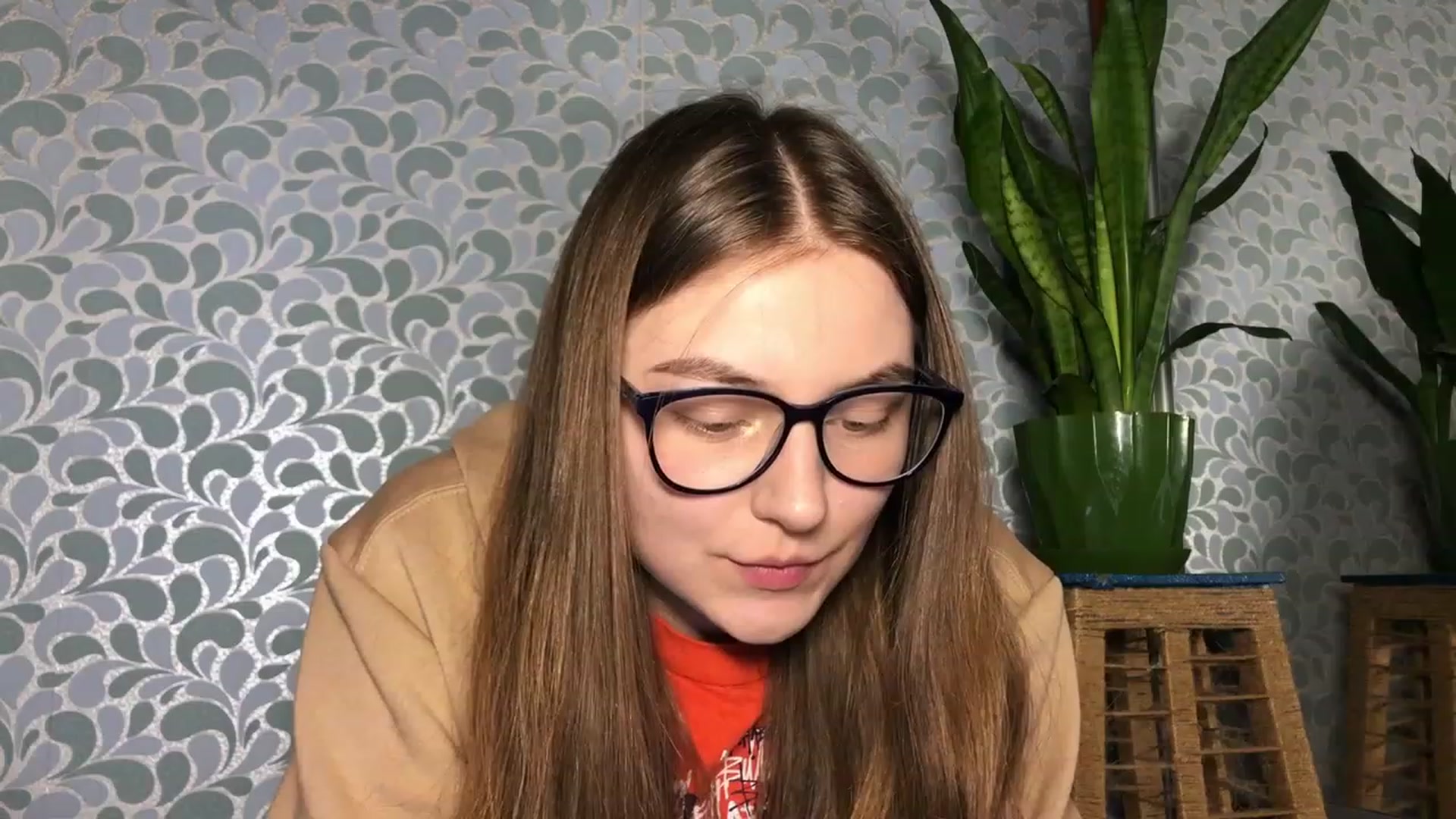 Gallery image thumbnail from Oliveevee_'s myfreecams stream on, 03/20/2023, 21:02 image 11 of 20