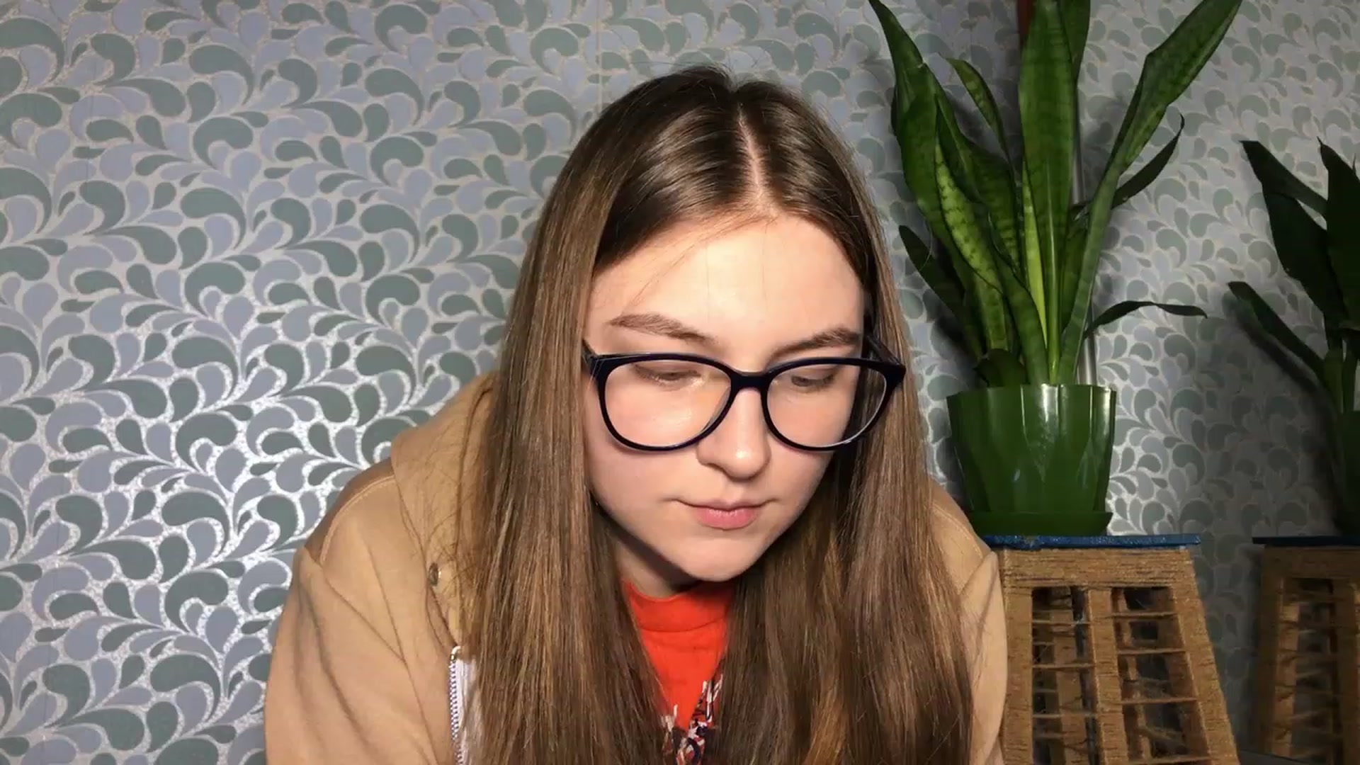 Gallery image thumbnail from Oliveevee_'s myfreecams stream on, 03/20/2023, 21:02 image 15 of 20