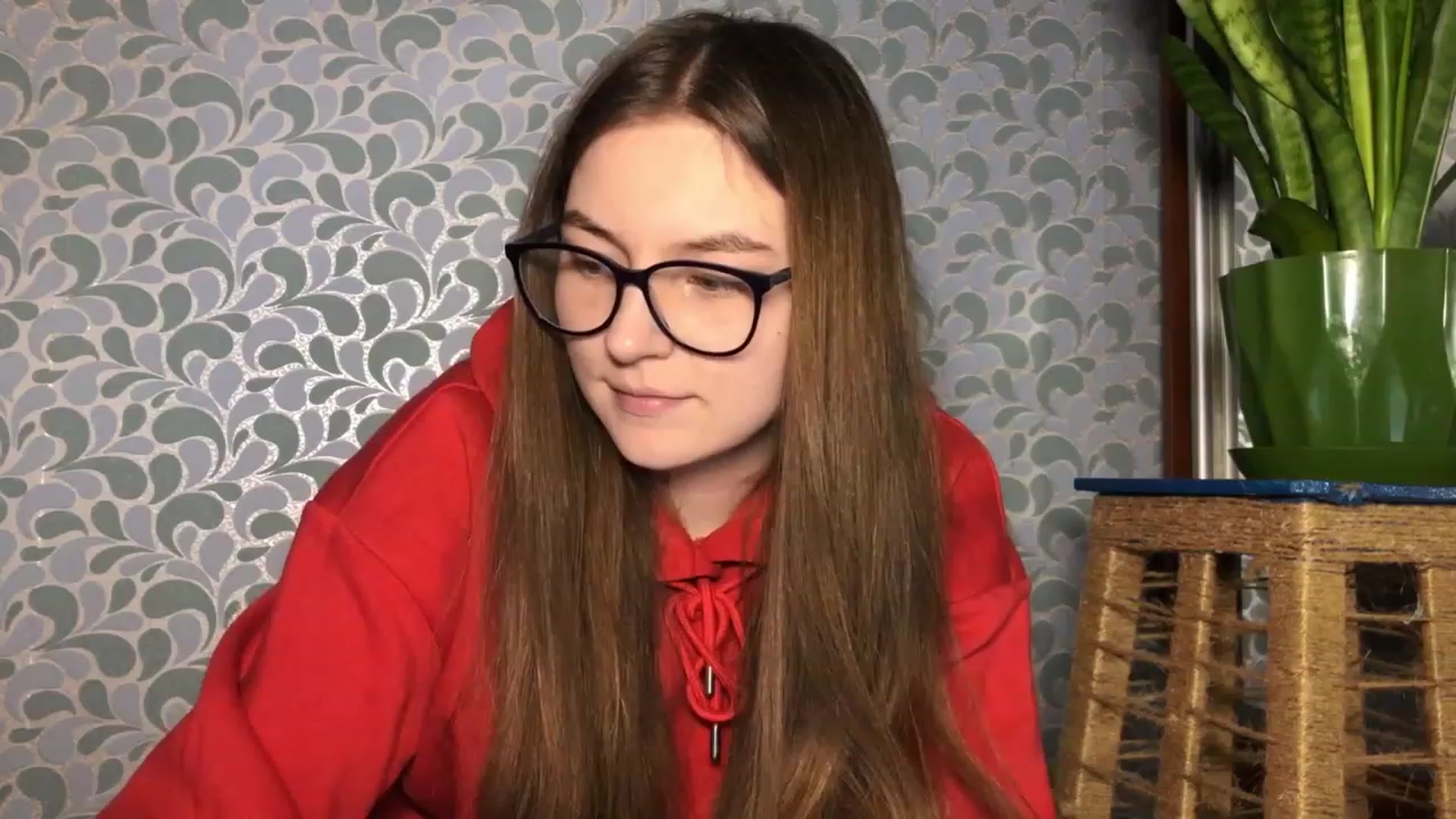 Gallery image thumbnail from Oliveevee_'s myfreecams stream on, 03/21/2023, 19:02 image 18 of 20