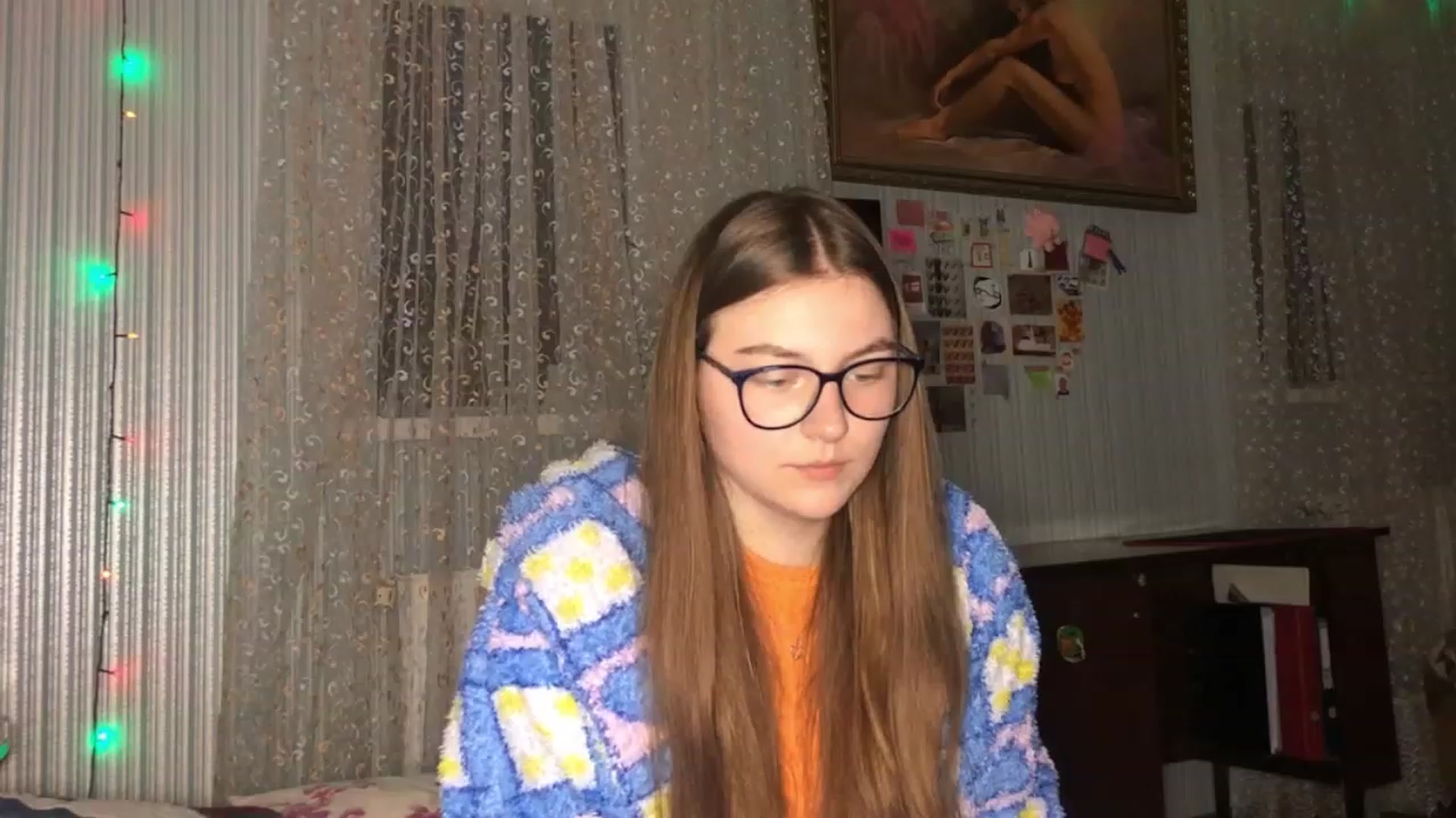 Gallery image thumbnail from Oliveevee_'s myfreecams stream on, 03/22/2023, 19:46 image 15 of 20