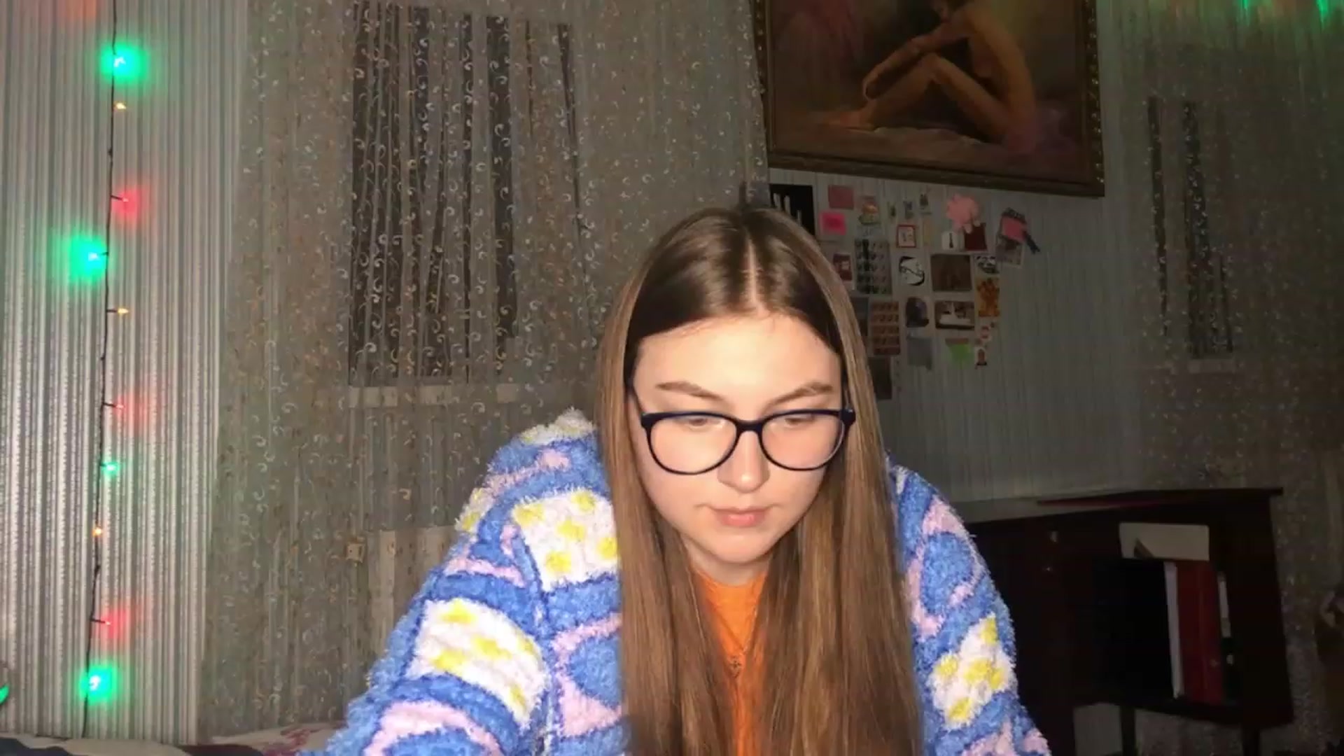 Gallery image thumbnail from Oliveevee_'s myfreecams stream on, 03/22/2023, 19:46 image 4 of 20