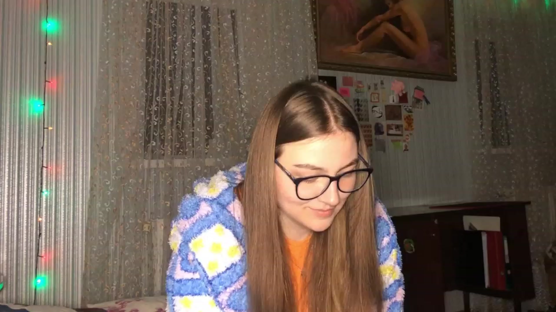 Gallery image thumbnail from Oliveevee_'s myfreecams stream on, 03/22/2023, 19:46 image 7 of 20