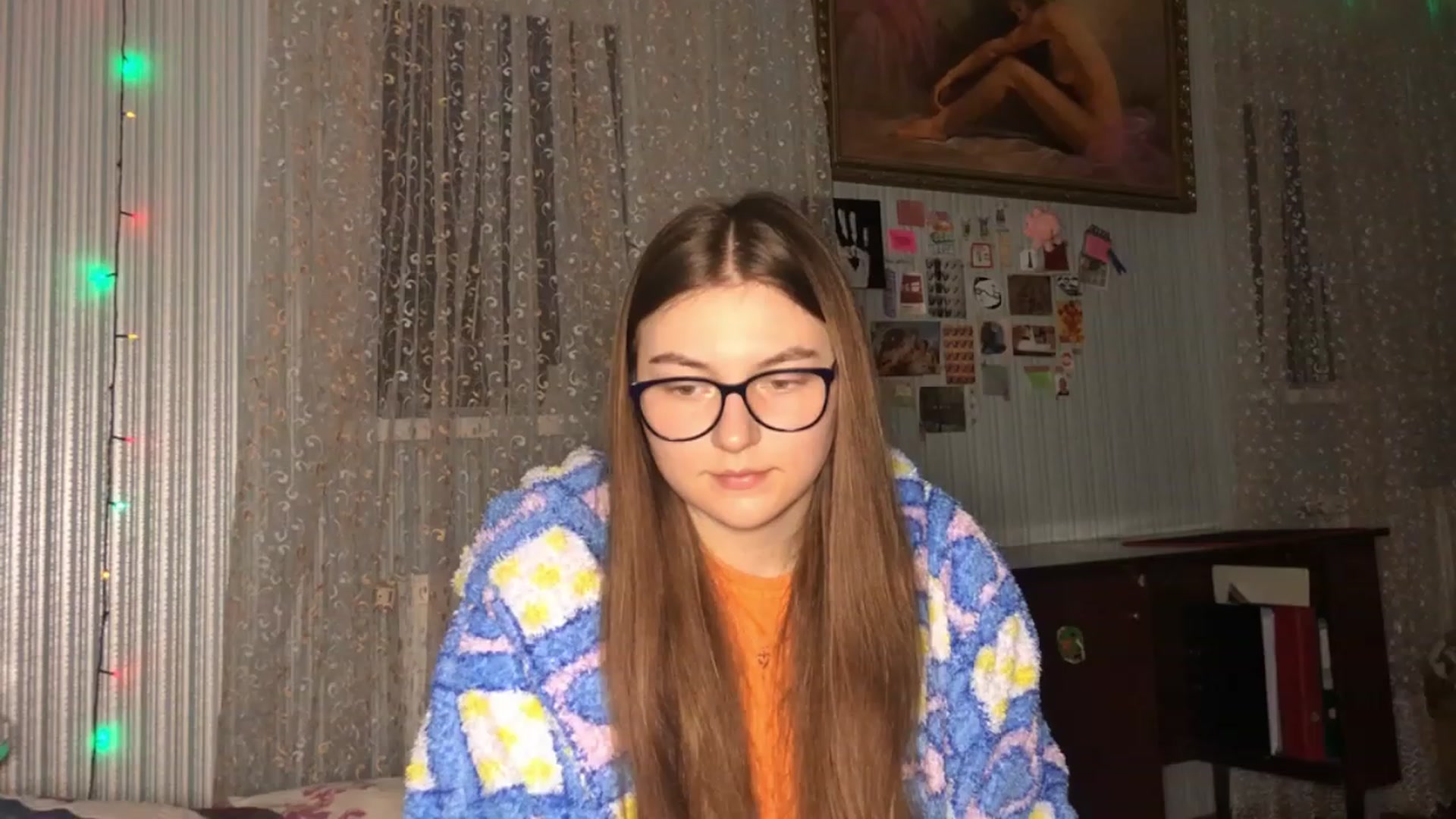 Gallery image thumbnail from Oliveevee_'s myfreecams stream on, 03/22/2023, 19:46 image 16 of 20