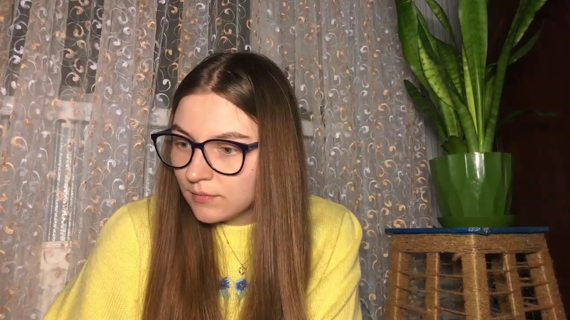 Gallery image thumbnail from Oliveevee_'s myfreecams stream on, 03/23/2023, 20:00 image 16 of 20