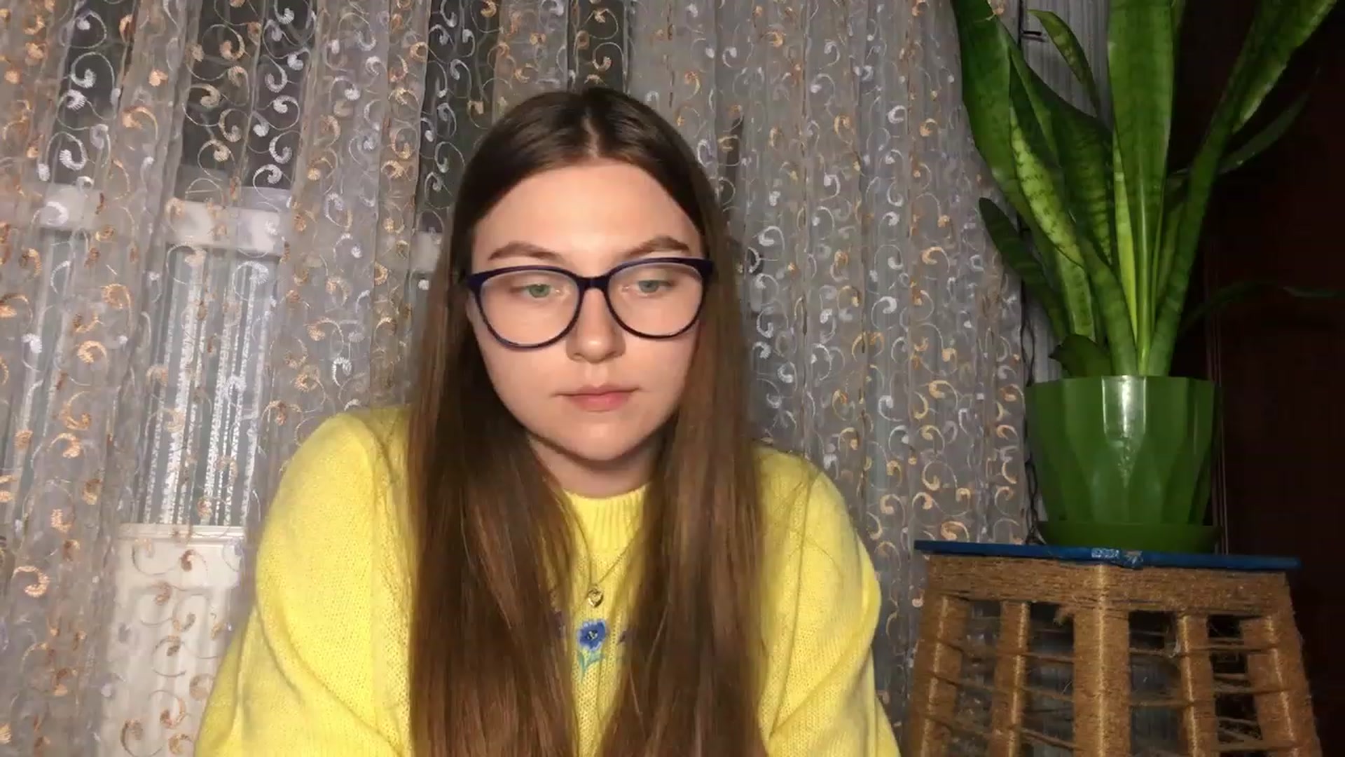 Gallery image thumbnail from Oliveevee_'s myfreecams stream on, 03/23/2023, 21:21 image 2 of 20