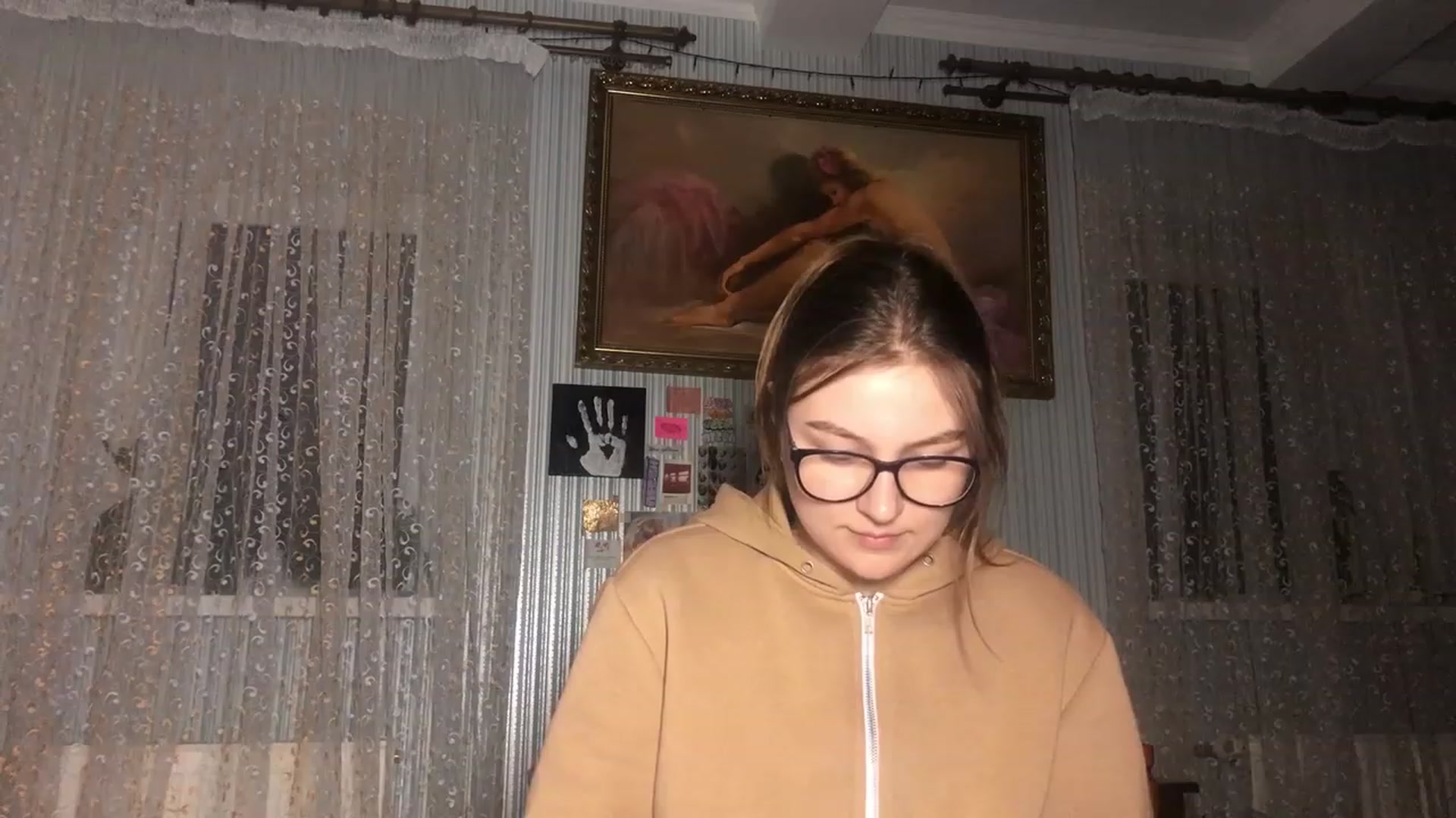 Gallery image thumbnail from Oliveevee_'s myfreecams stream on, 03/26/2023, 22:01 image 12 of 20