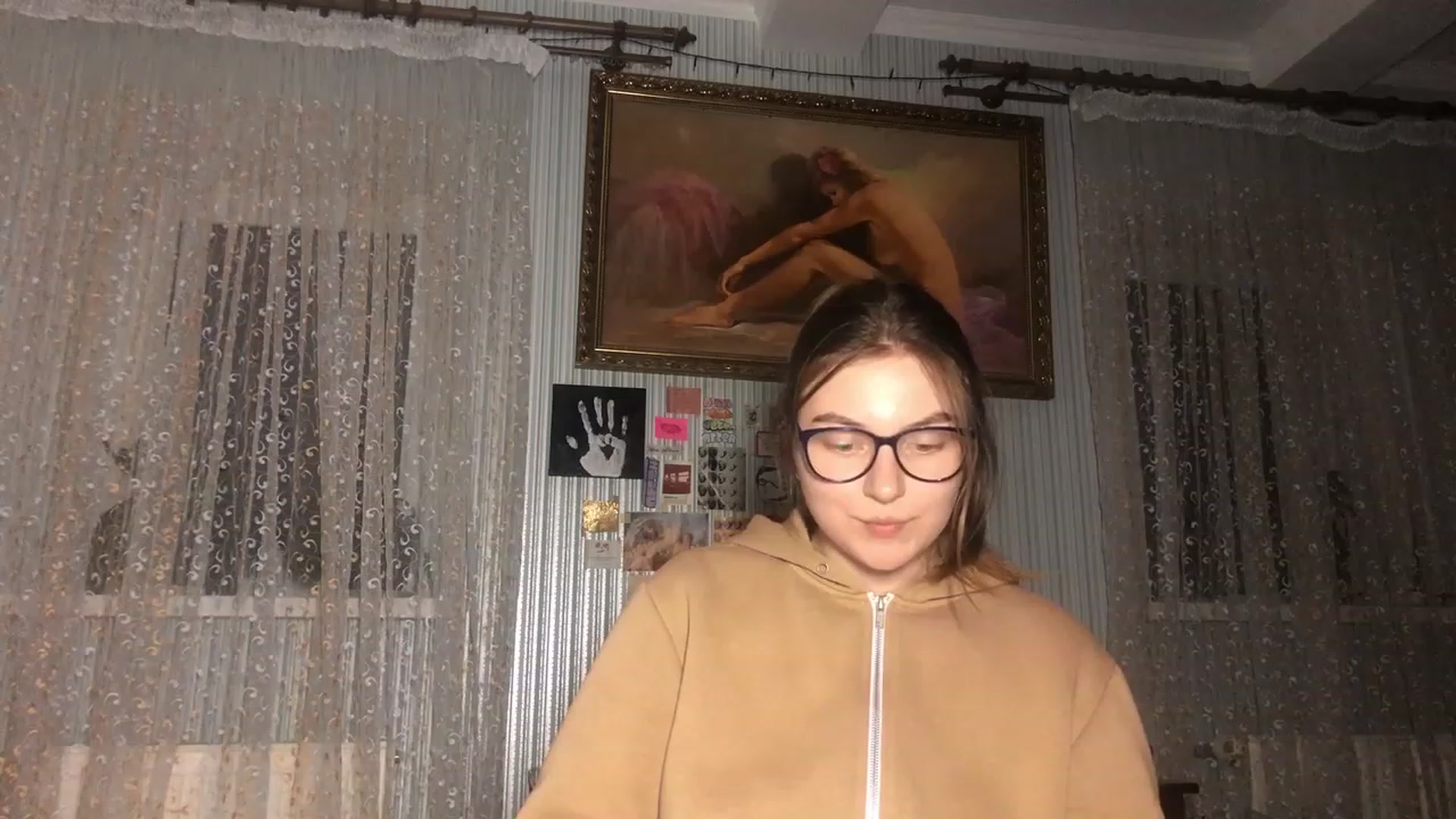 Gallery image thumbnail from Oliveevee_'s myfreecams stream on, 03/26/2023, 22:01 image 16 of 20