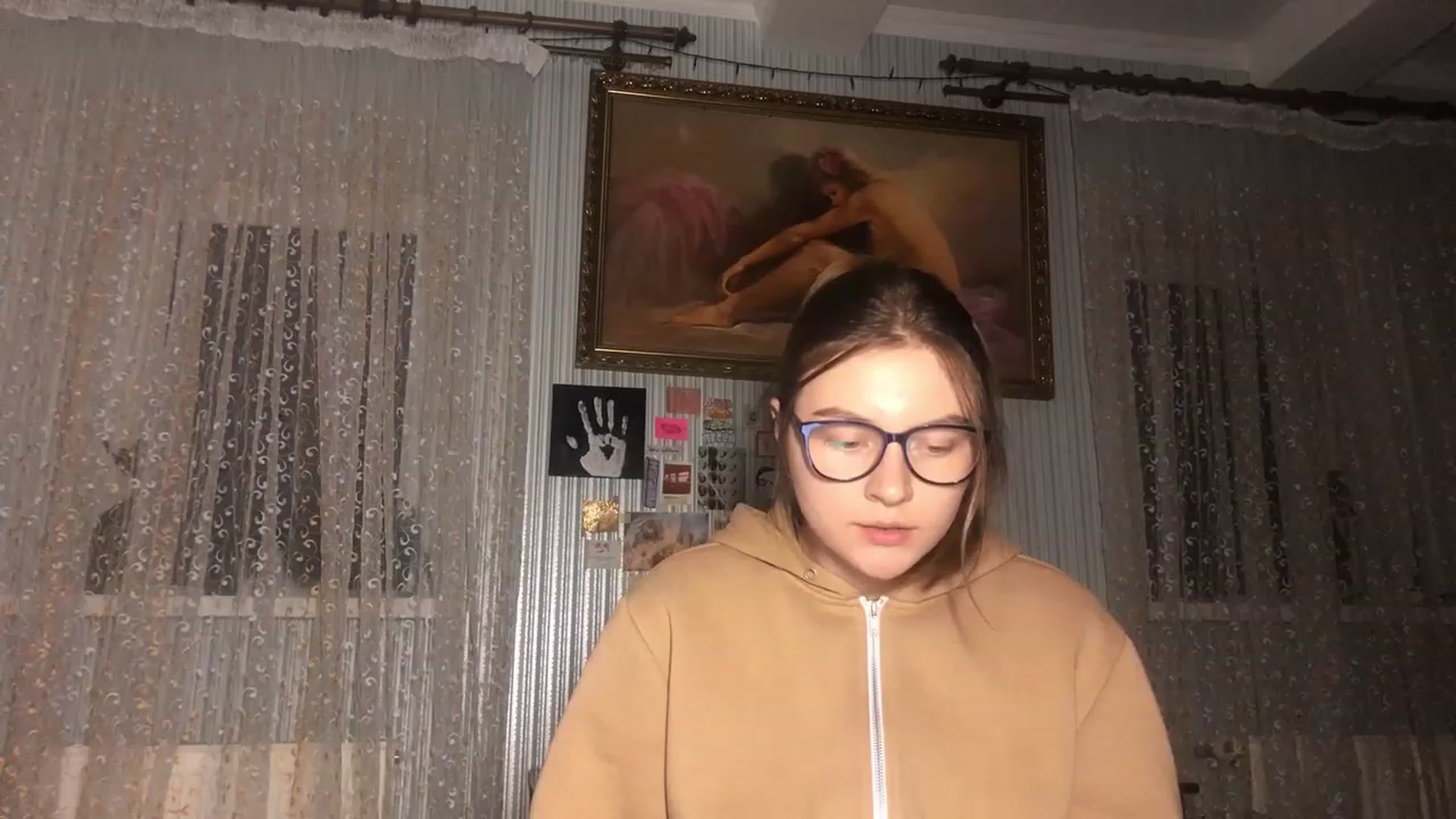 Gallery image thumbnail from Oliveevee_'s myfreecams stream on, 03/26/2023, 22:01 image 6 of 20