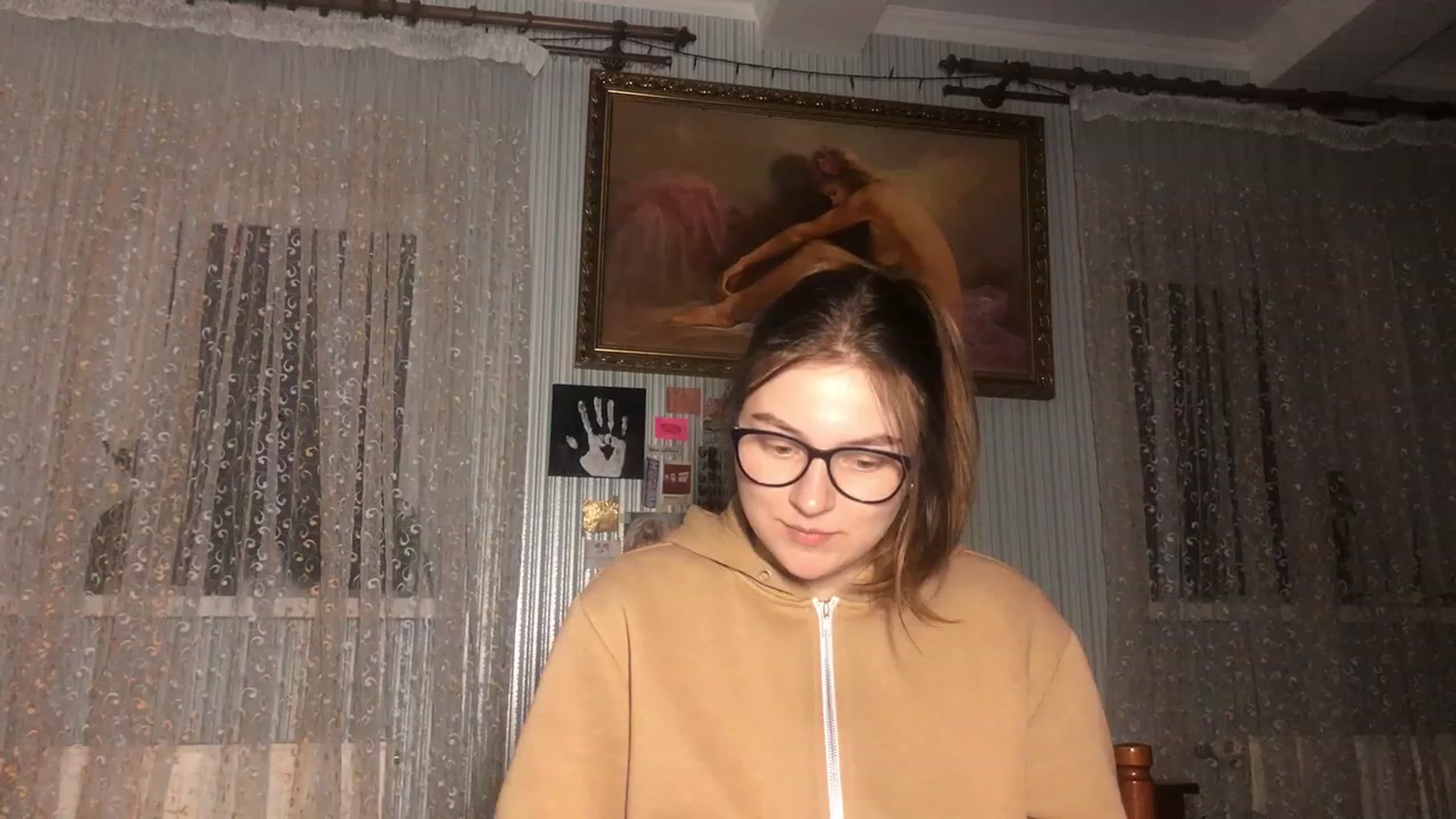 Gallery image thumbnail from Oliveevee_'s myfreecams stream on, 03/26/2023, 22:01 image 19 of 20